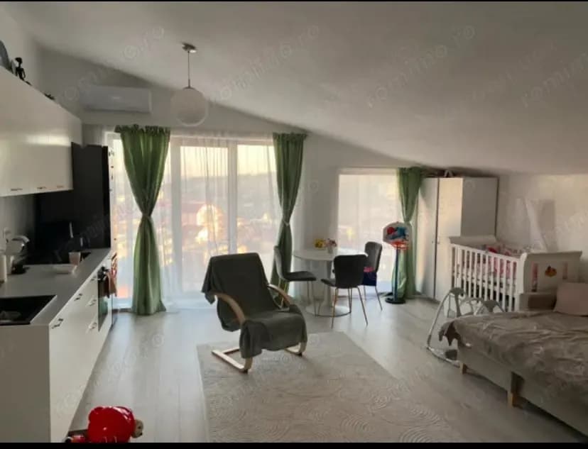 Inchiriez apartament zona manastur