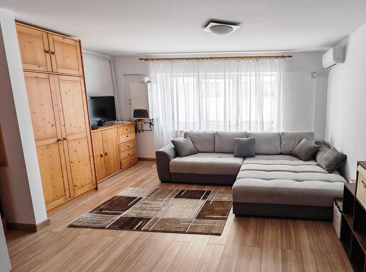 Vand Garsoniera 35 m2 Teleajan Ploiești - imagine 1