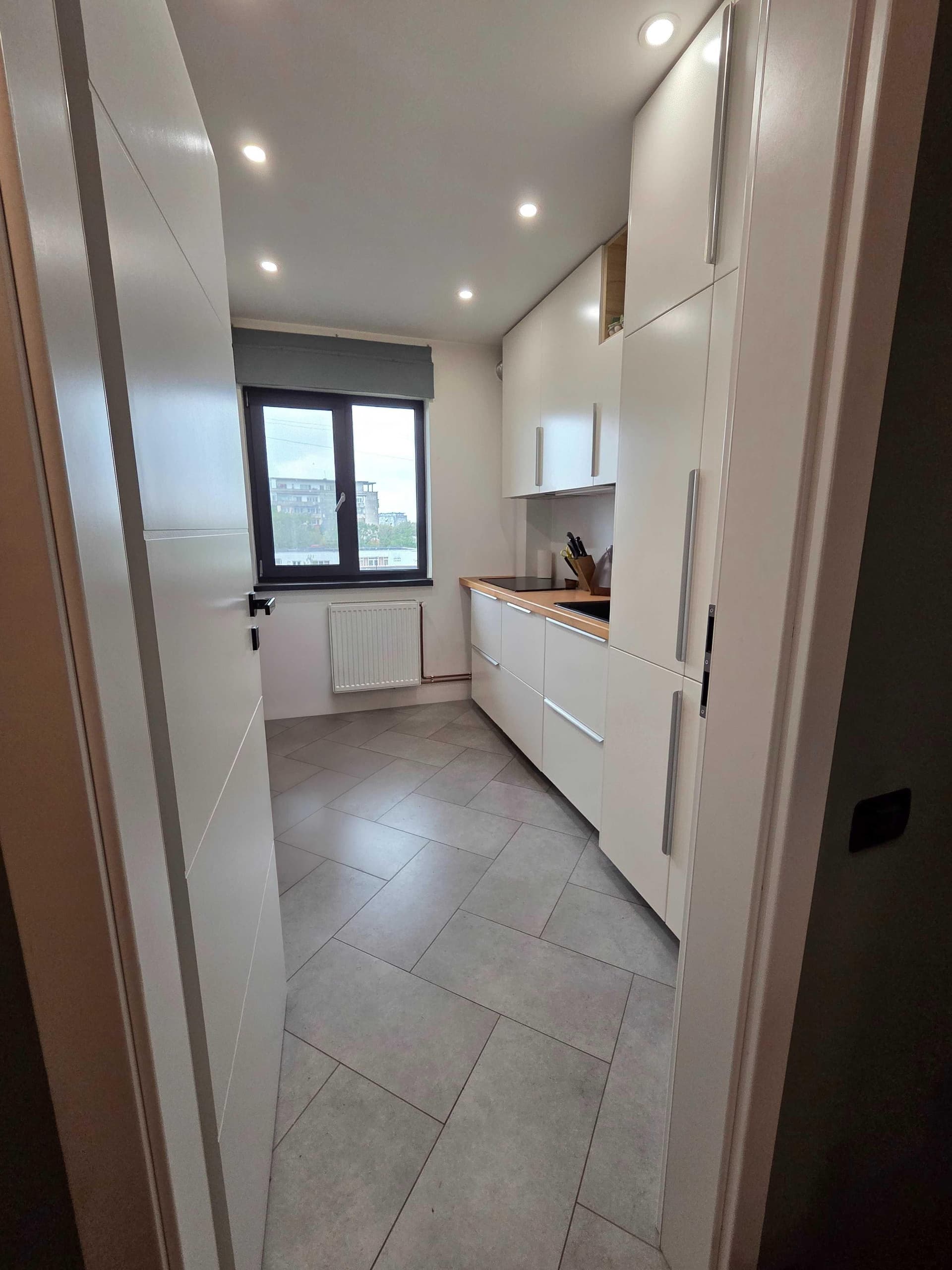 Apartamanet 3 camere, zona de nord, Ploiești.