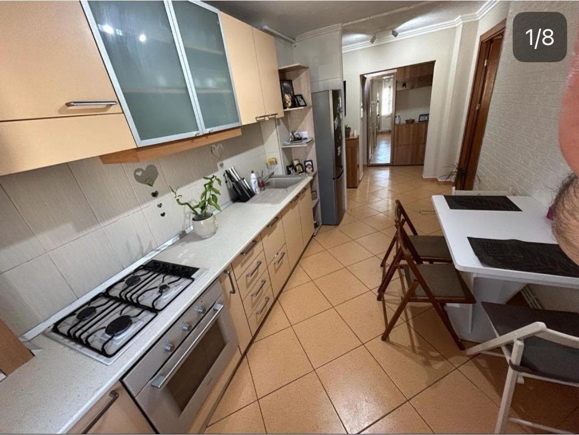 Apartament de închiriat - imagine 1