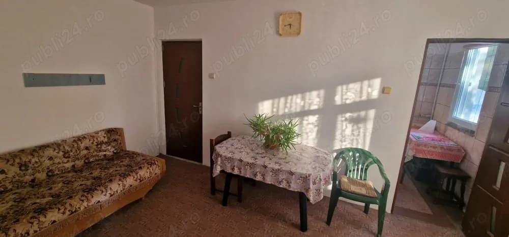 Inchiriez apartament 2 camere