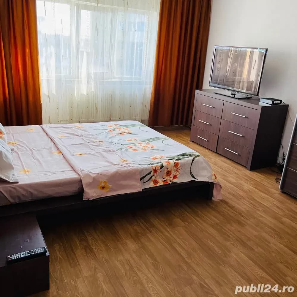 Cristina F - imagine 1