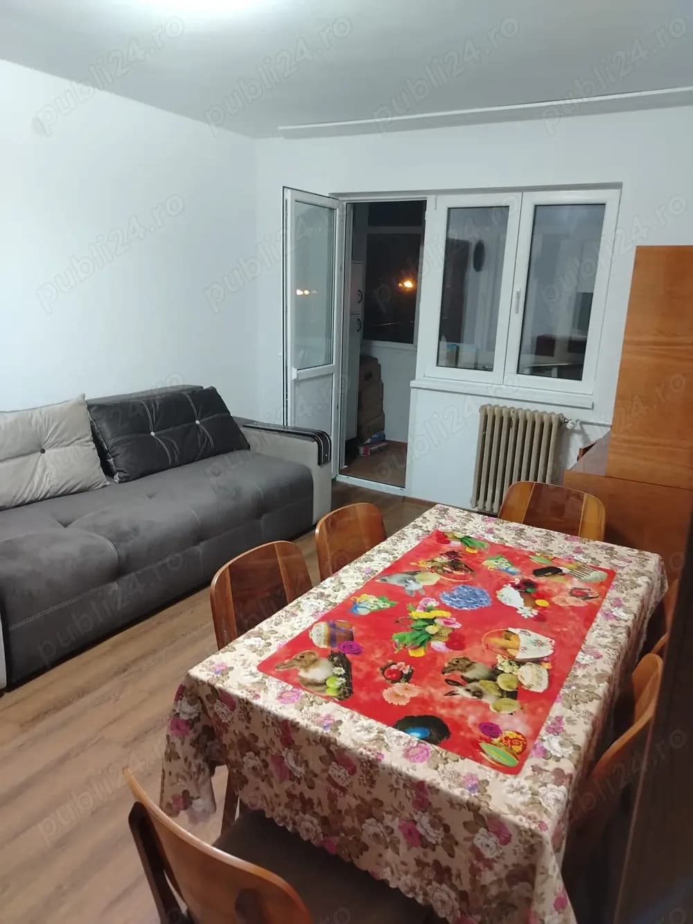Vand apartment cu 3 camere zona Nord Ploiesti
