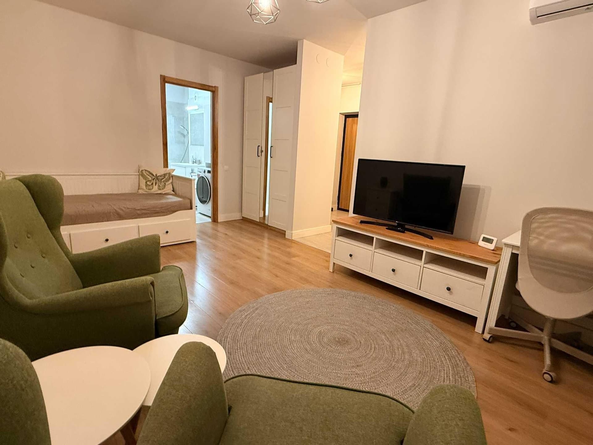 Studio 35 mp Onix Park Pipera - imagine 1