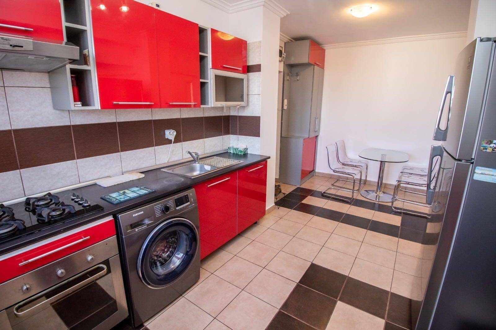 Apartament de vanzare 2 camere cal Dorobanti renovat si utilat recent