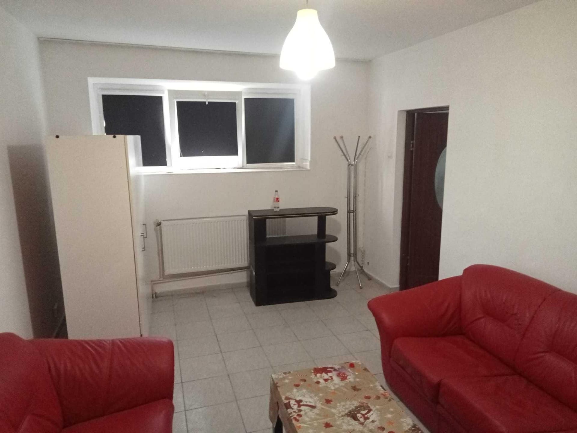 Vând Apartament 3 Camere Zona Pta Victoriei,Sf Voievozi