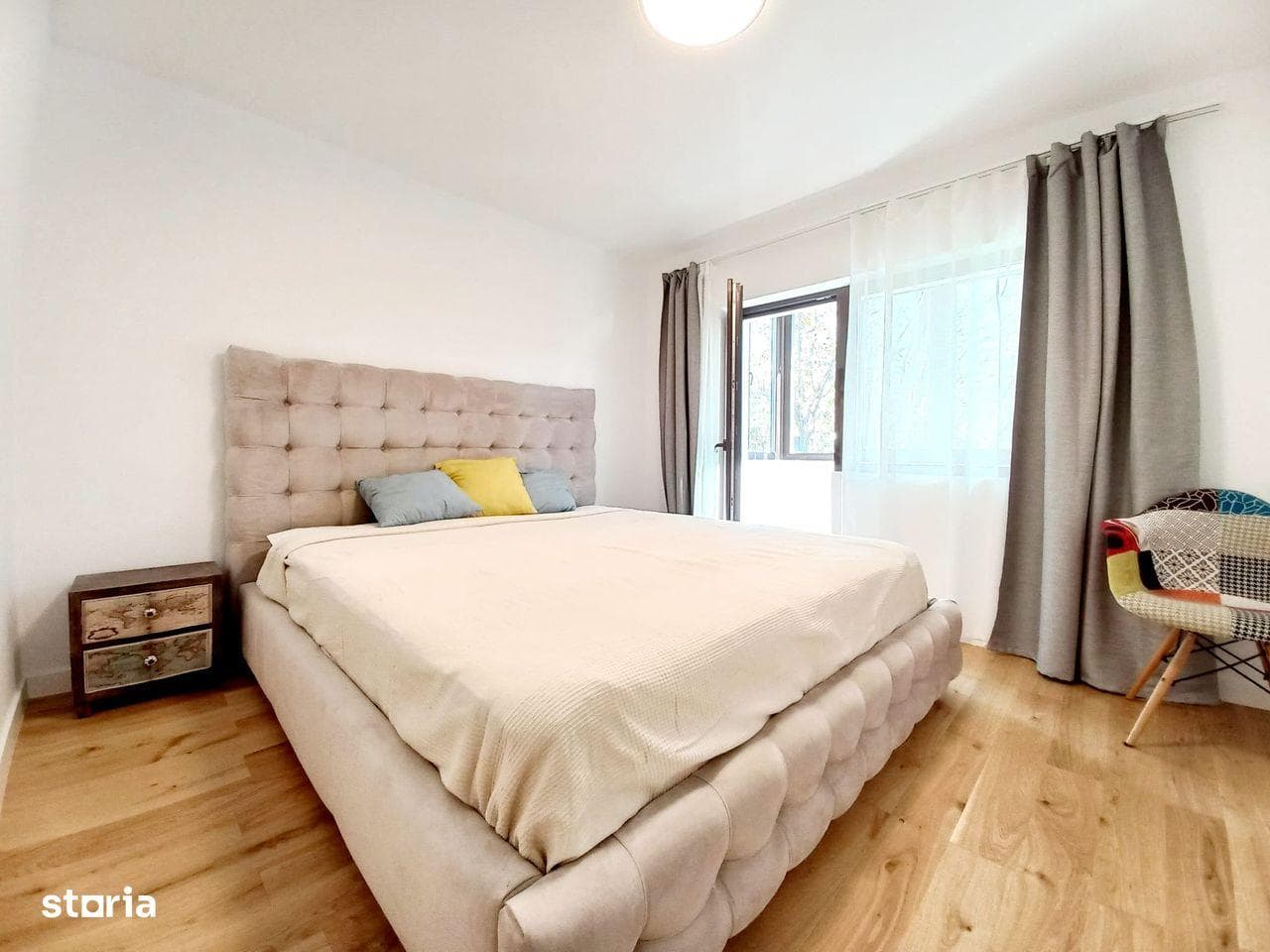 Proprietar vand ap 4 camere in Aviatiei