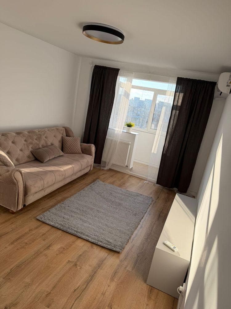 Proprietar- Inchiriez Apartament 2 camere Victoriei