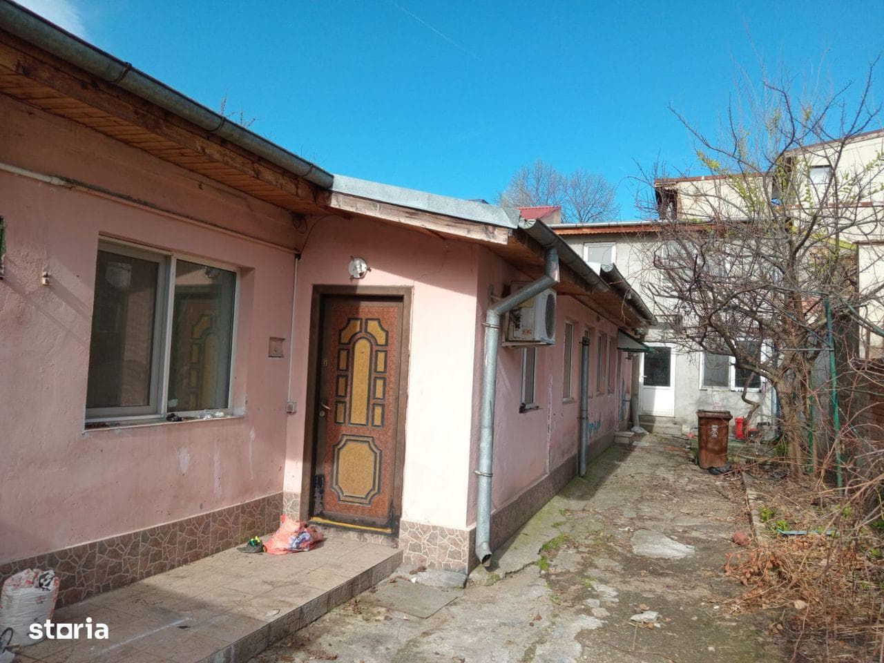 Casa de vanzare in Domenii. 246 mp teren, deschidere 10m, POT 65%