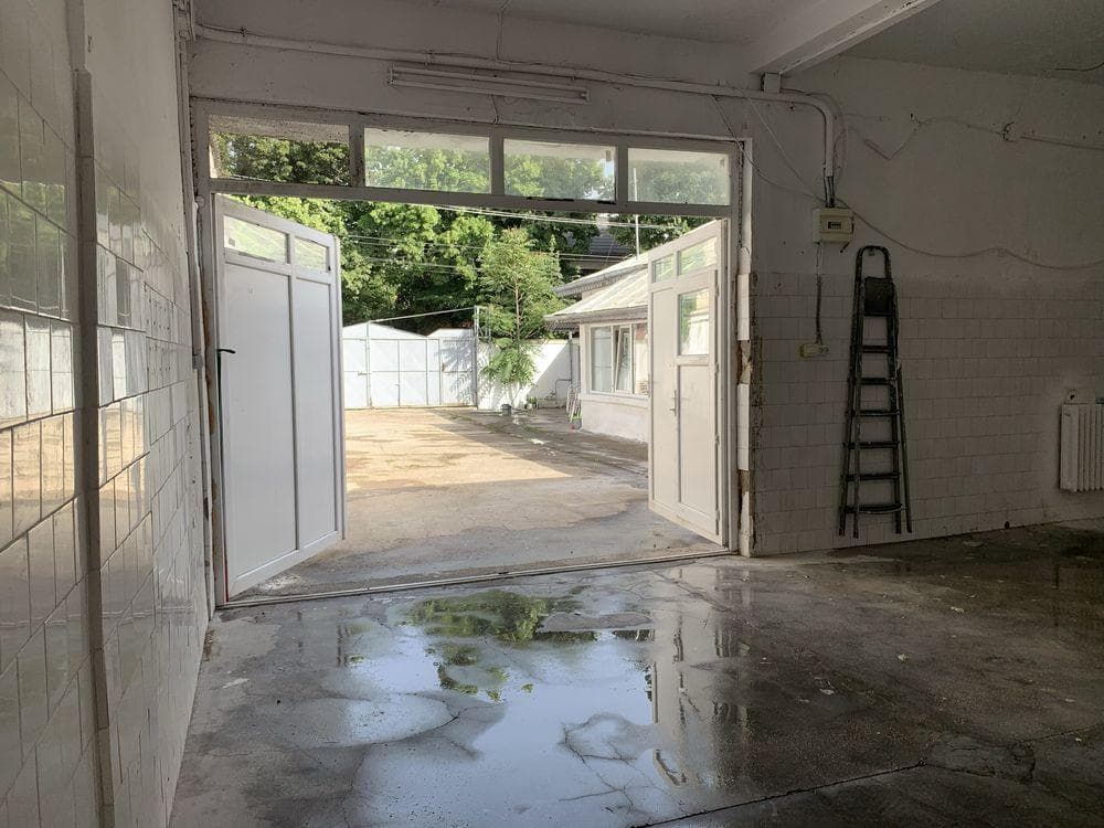 Depozit+curte+casa Bulevardul Constructorilor Giulesti - imagine 1