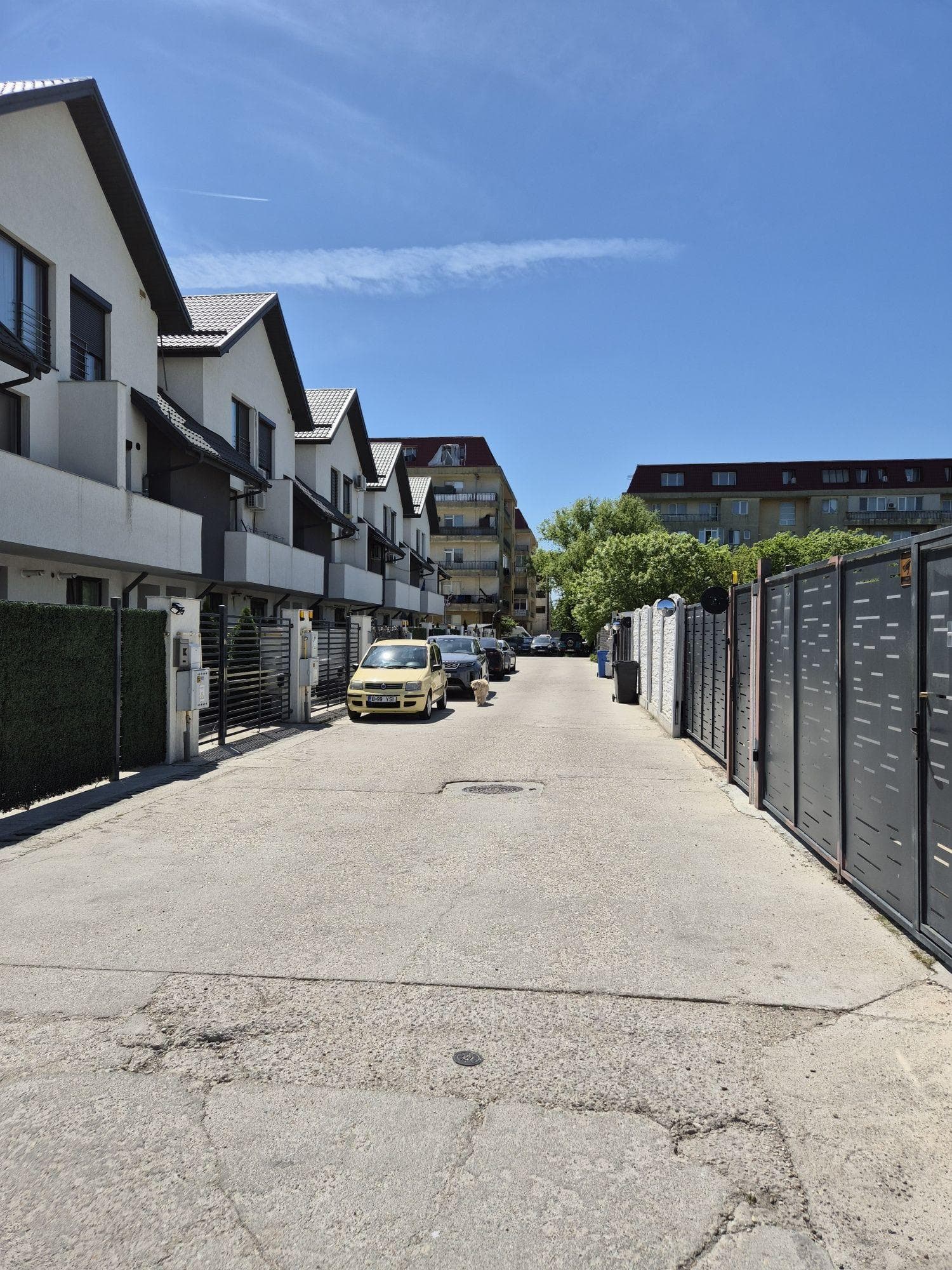 Vand teren 250m2 | Sector 1 | Straulesti/Sisesti