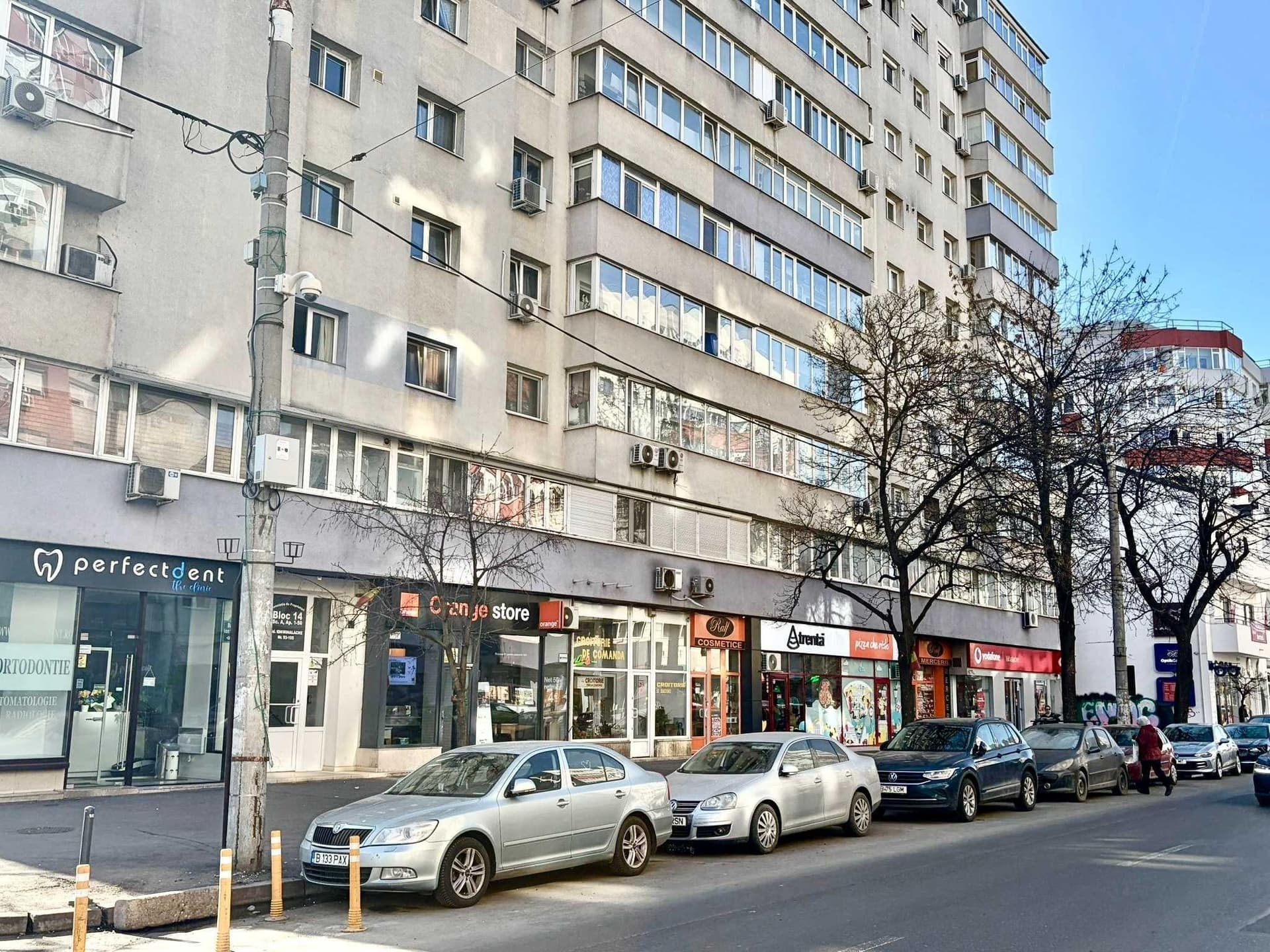 Spatiu comercial 63 mp de vanzare zona 1 Mai, chirias stabil - imagine 1