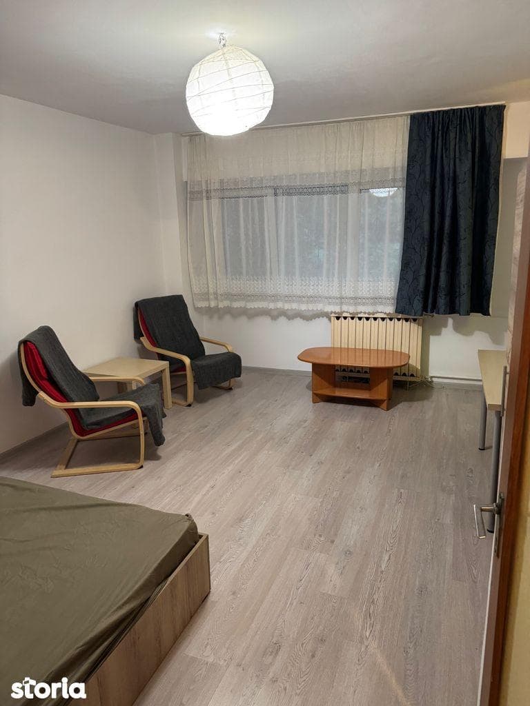 Vand garsoniera 38mp, zona Campia Libertatii, total decomandata