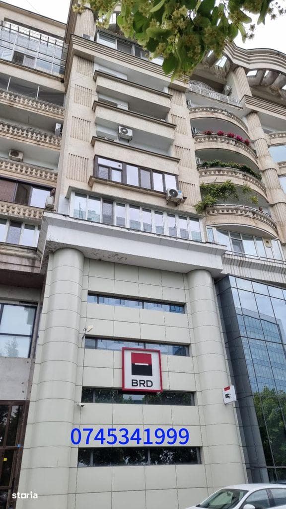 Apartament de 3 camere, 90mp, vedere urbană