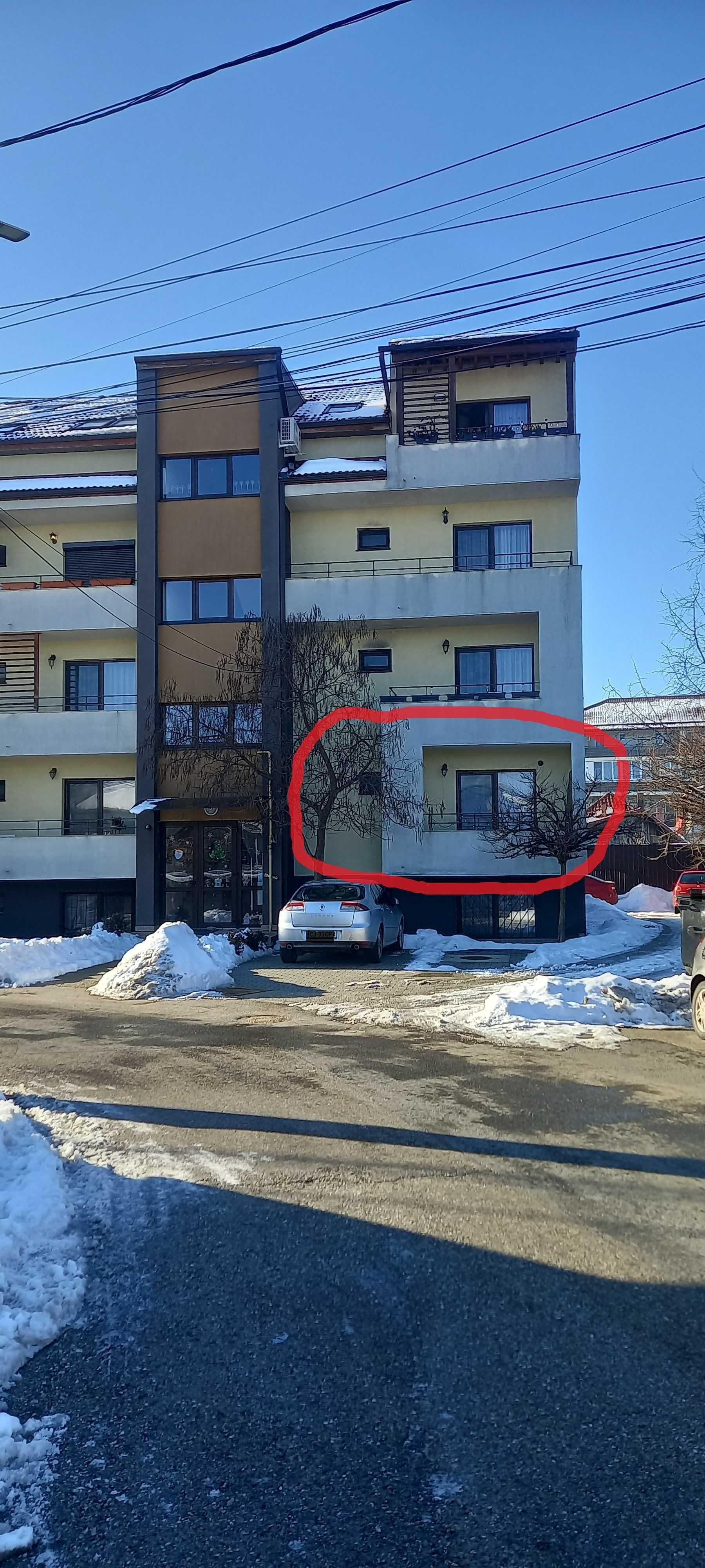 Vand apartament 3 camere Apahida - str.Pietroasa, nr 62 - imagine 1