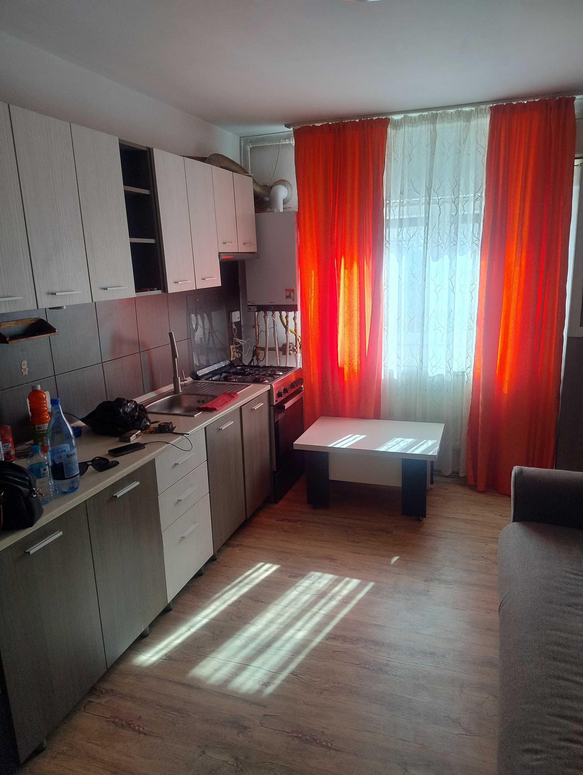 Închiriez apartament 2camere