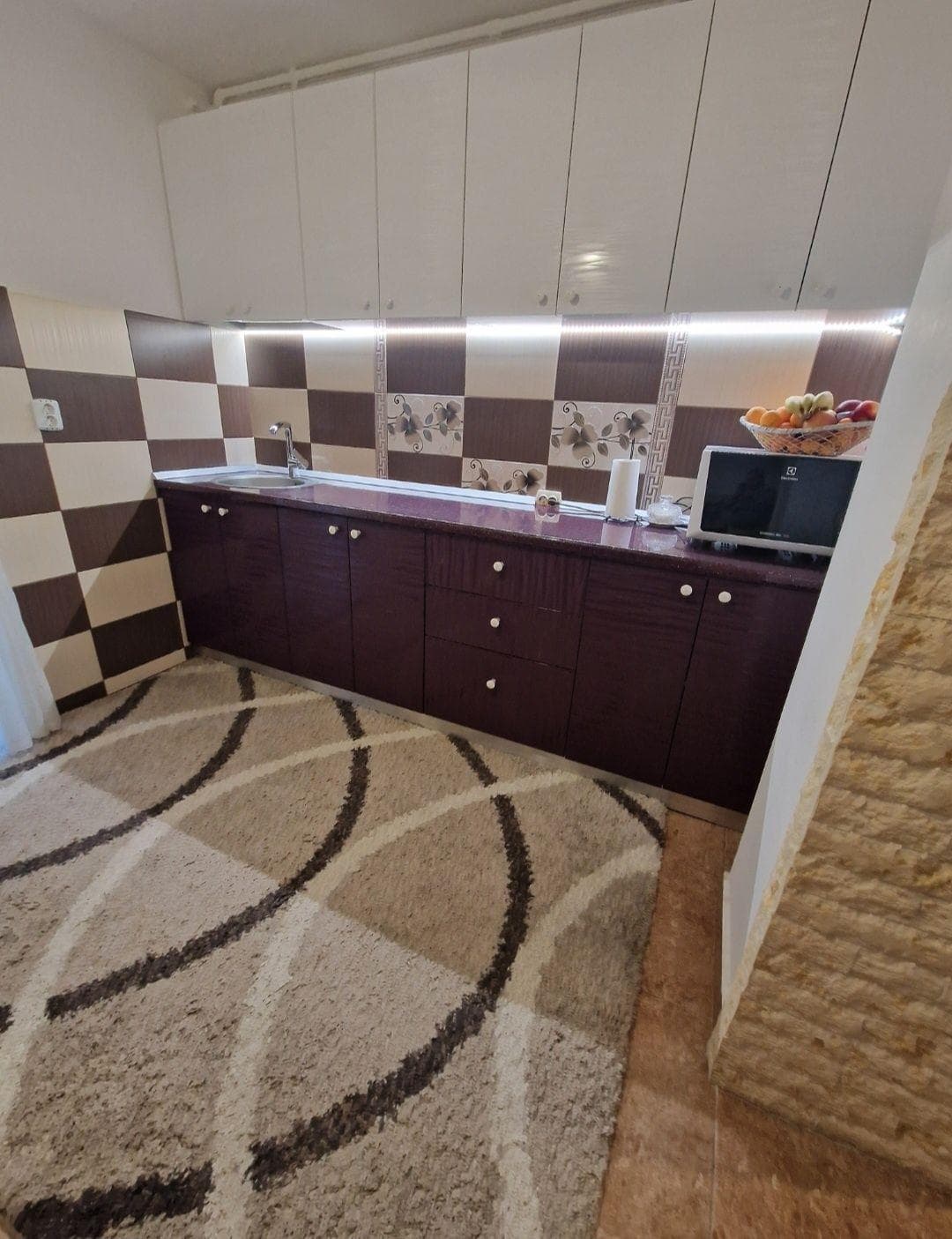 Apartament in Baciu cu garaj si parcare ! - imagine 1