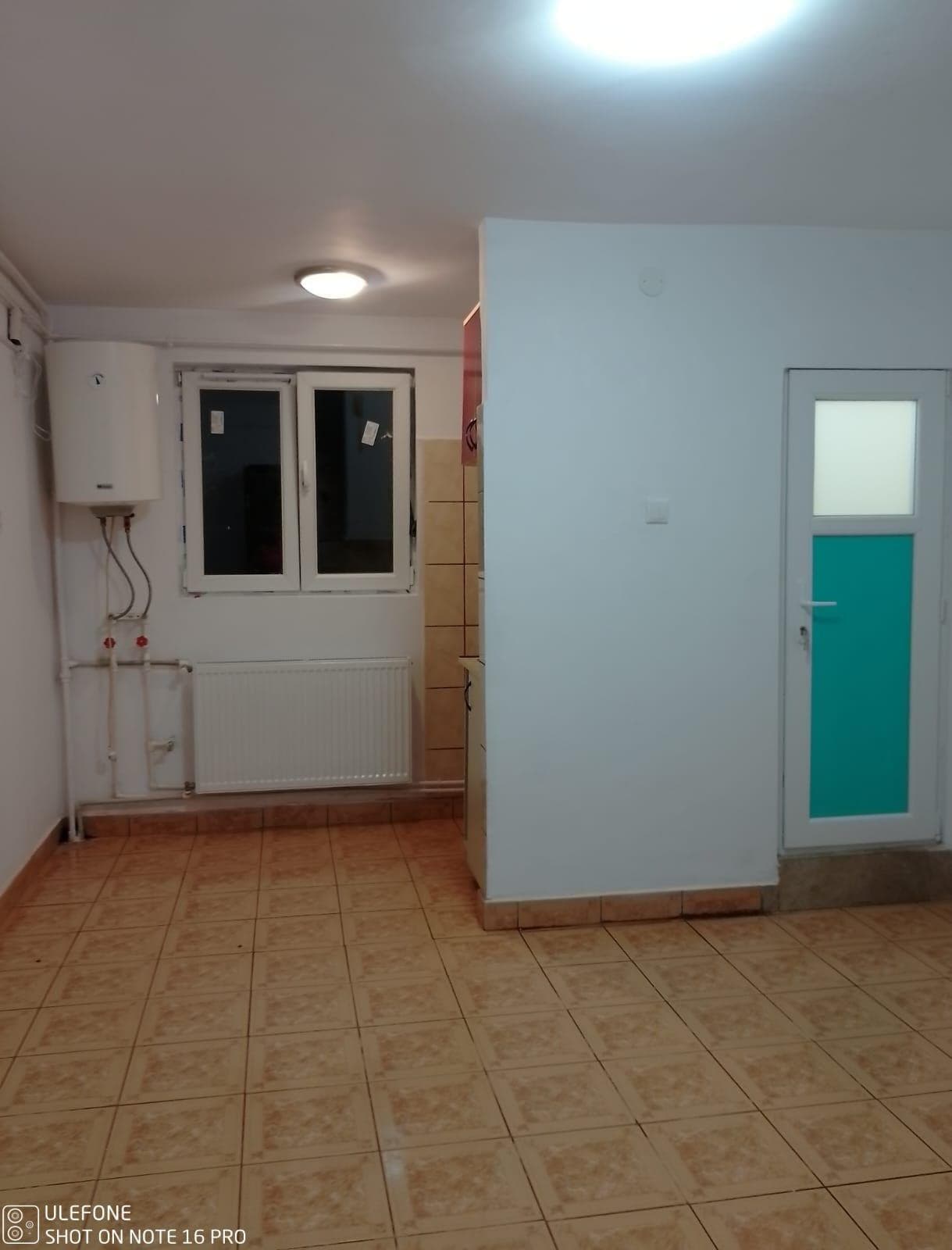 Inchiriez garsoniera