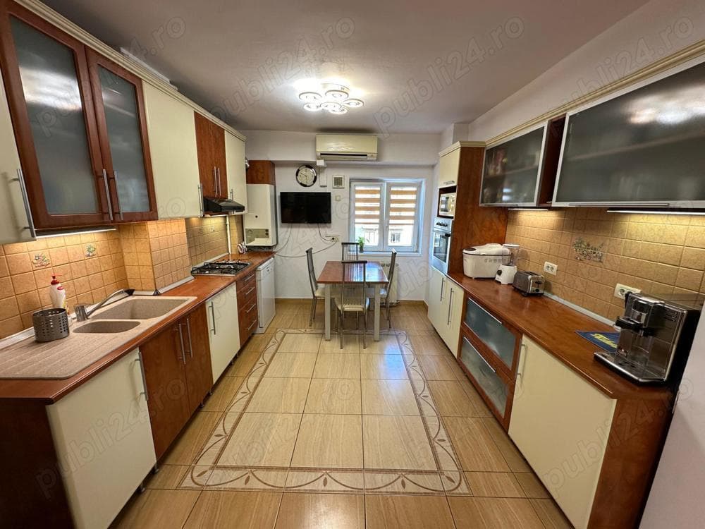 PF vând apartament cu 3 camere, 90 mp, zona FSEGA   IULIUS MALL - imagine 1