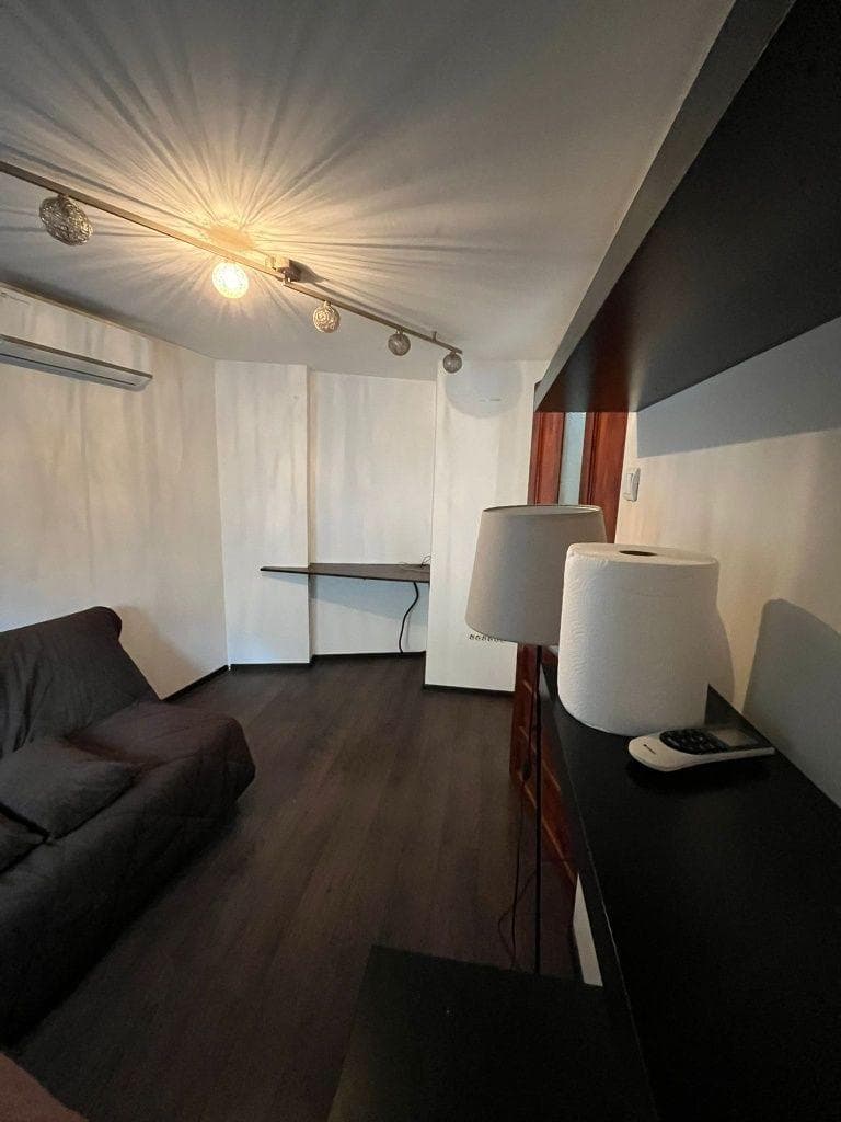 Casa la curte Proprietar central Popa Nan