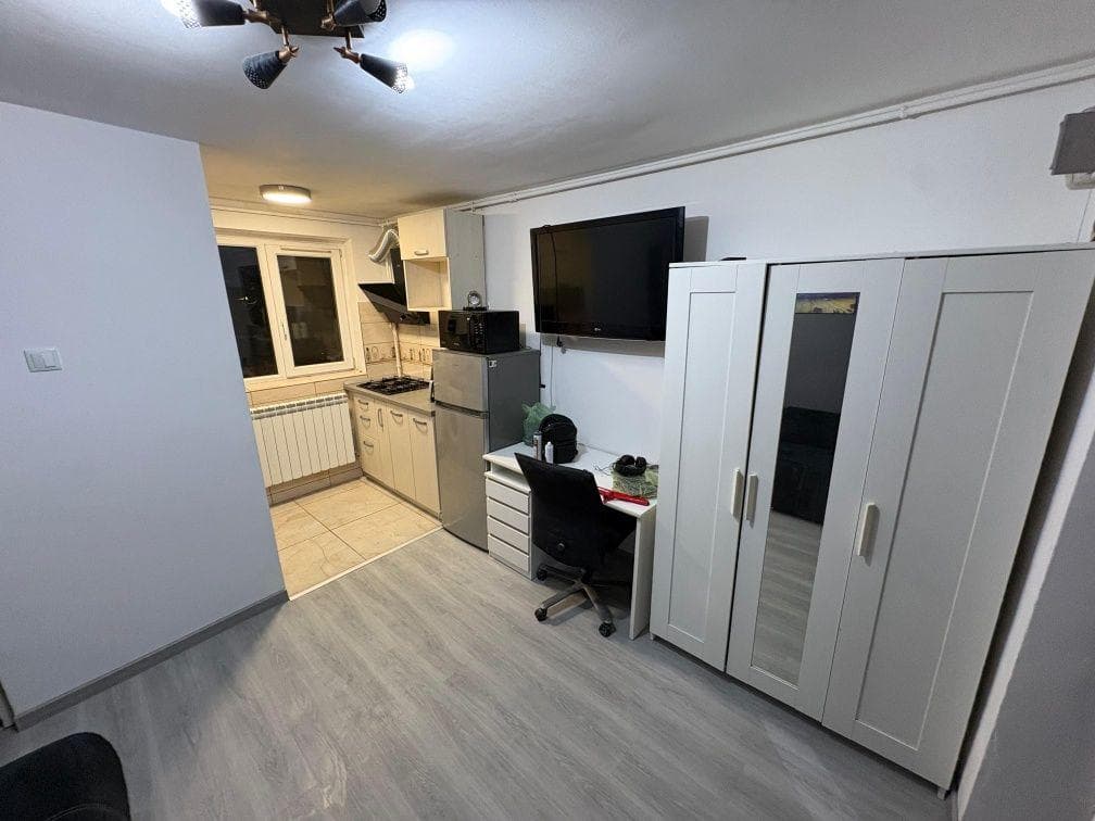 Garsoniera de închiriat Baicului