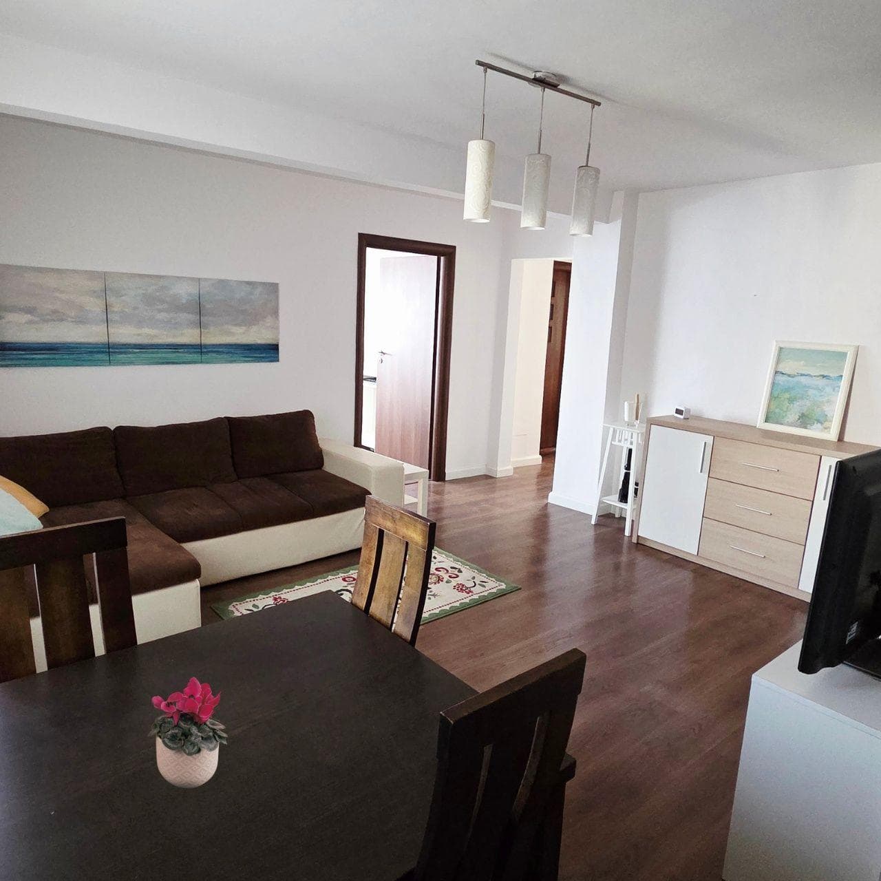 Proprietar, inchiriez apartament 2 dormitoare etaj 2, Parcul Circului
