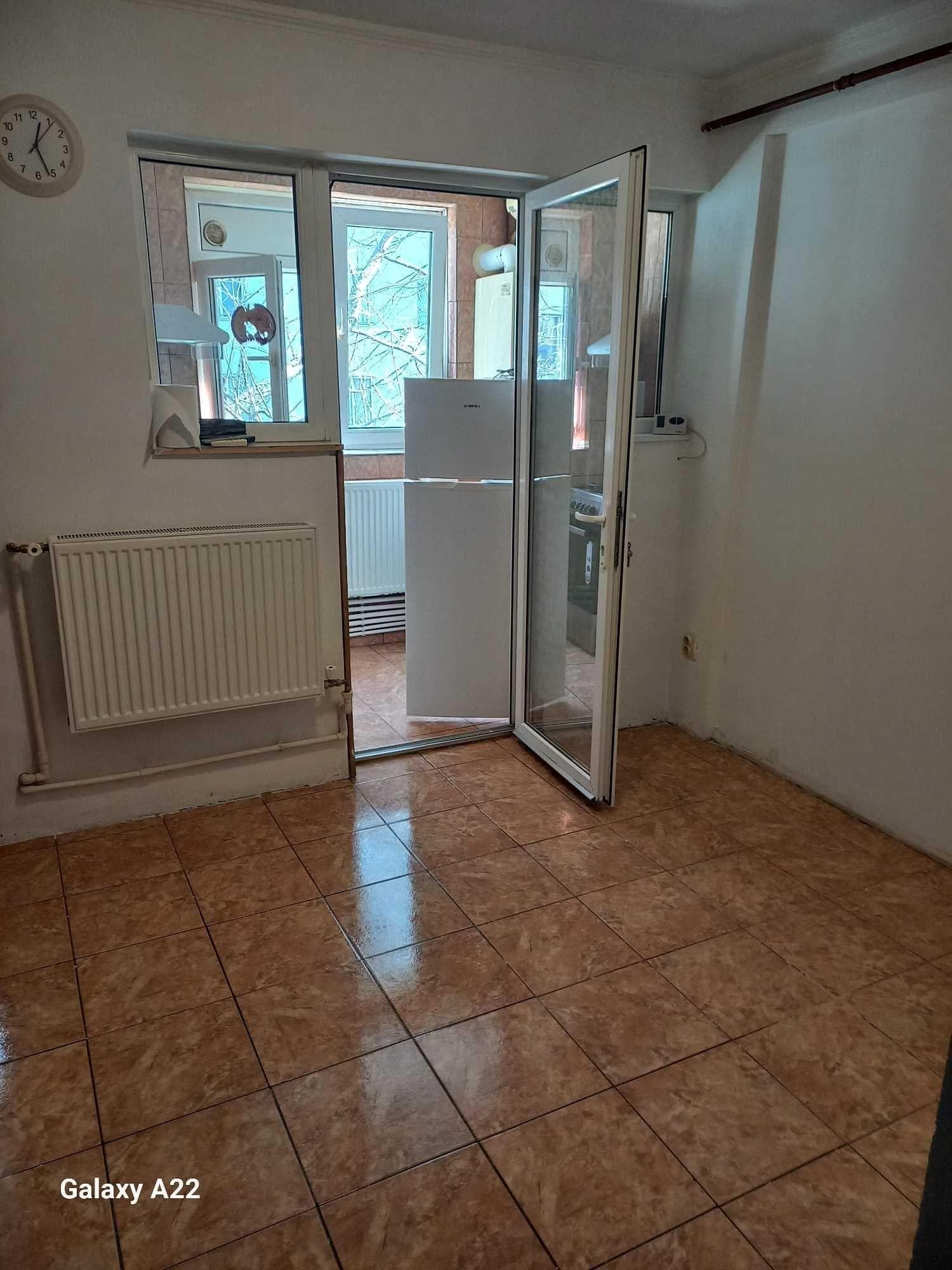 Garsoniera - Pantelimon - imagine 1