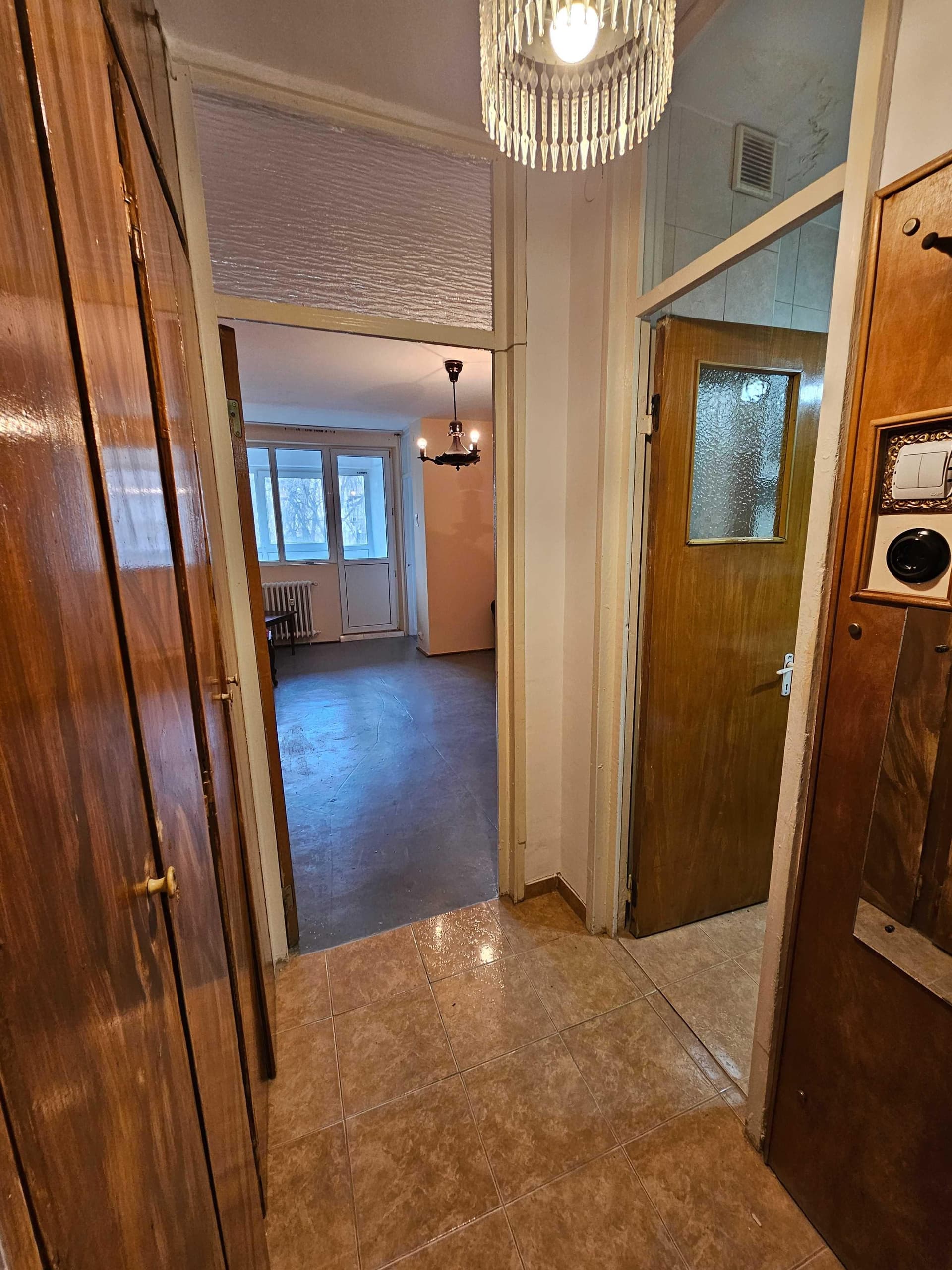 Garsoniera zona Pantelimon Delfinului - imagine 1