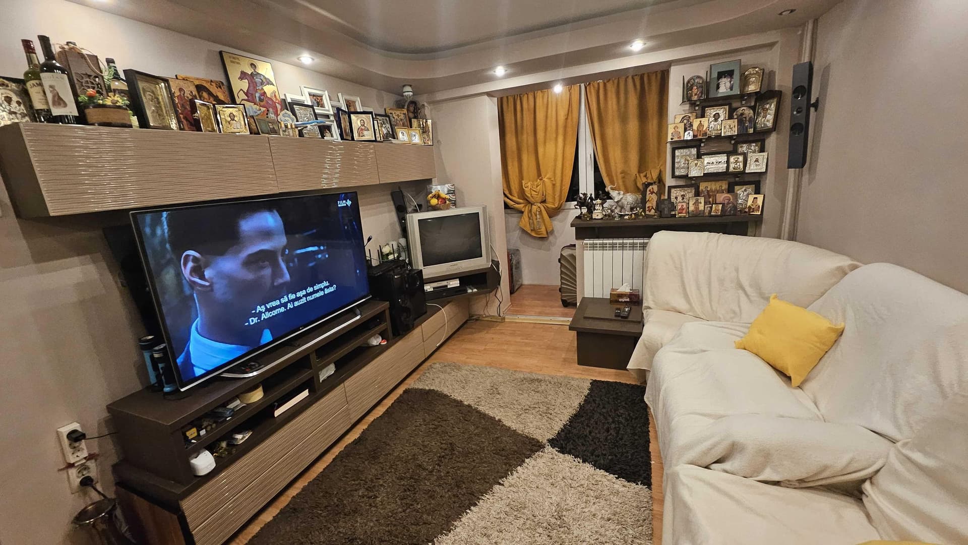 Vand Apartament 2 camere confort 2 decomandat,renovat, zona Lacul Tei. - imagine 1