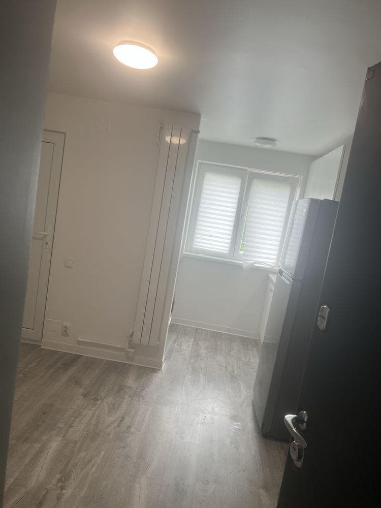 Apartament 2 camere confort 3 - imagine 1