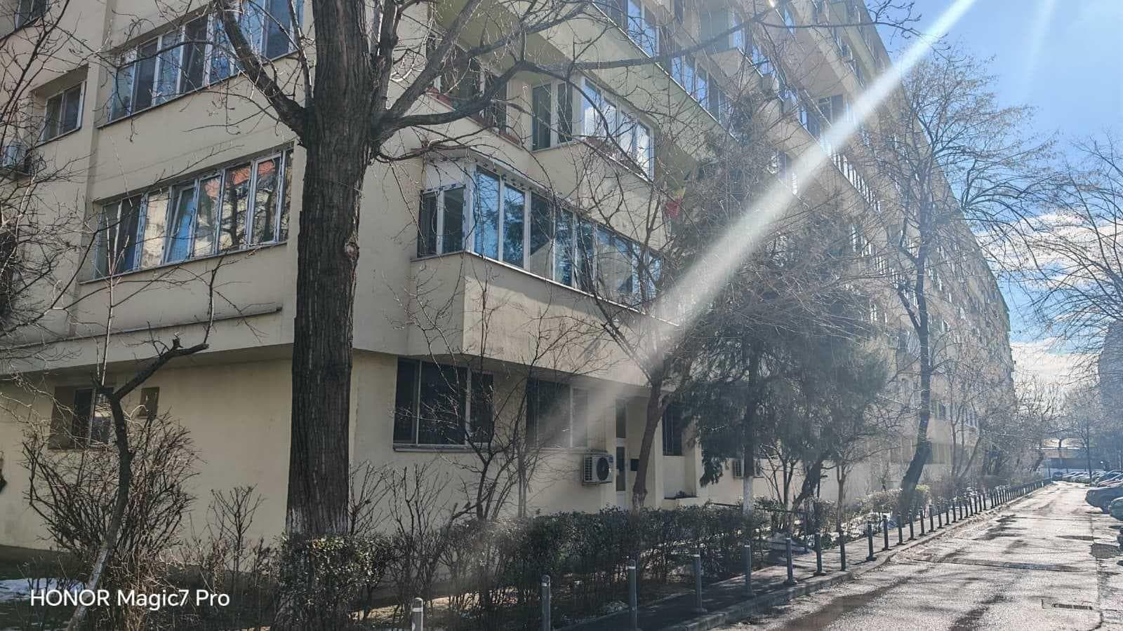 Vand apartament 2 camere