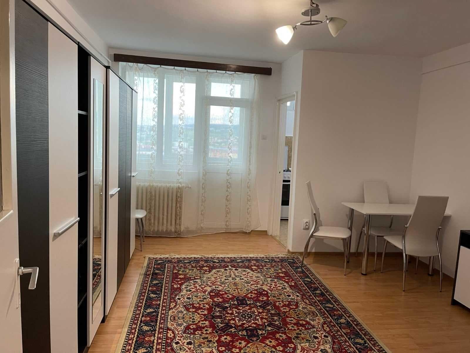 Garsonieră etaj 10 cu priveliște superbă - imagine 1