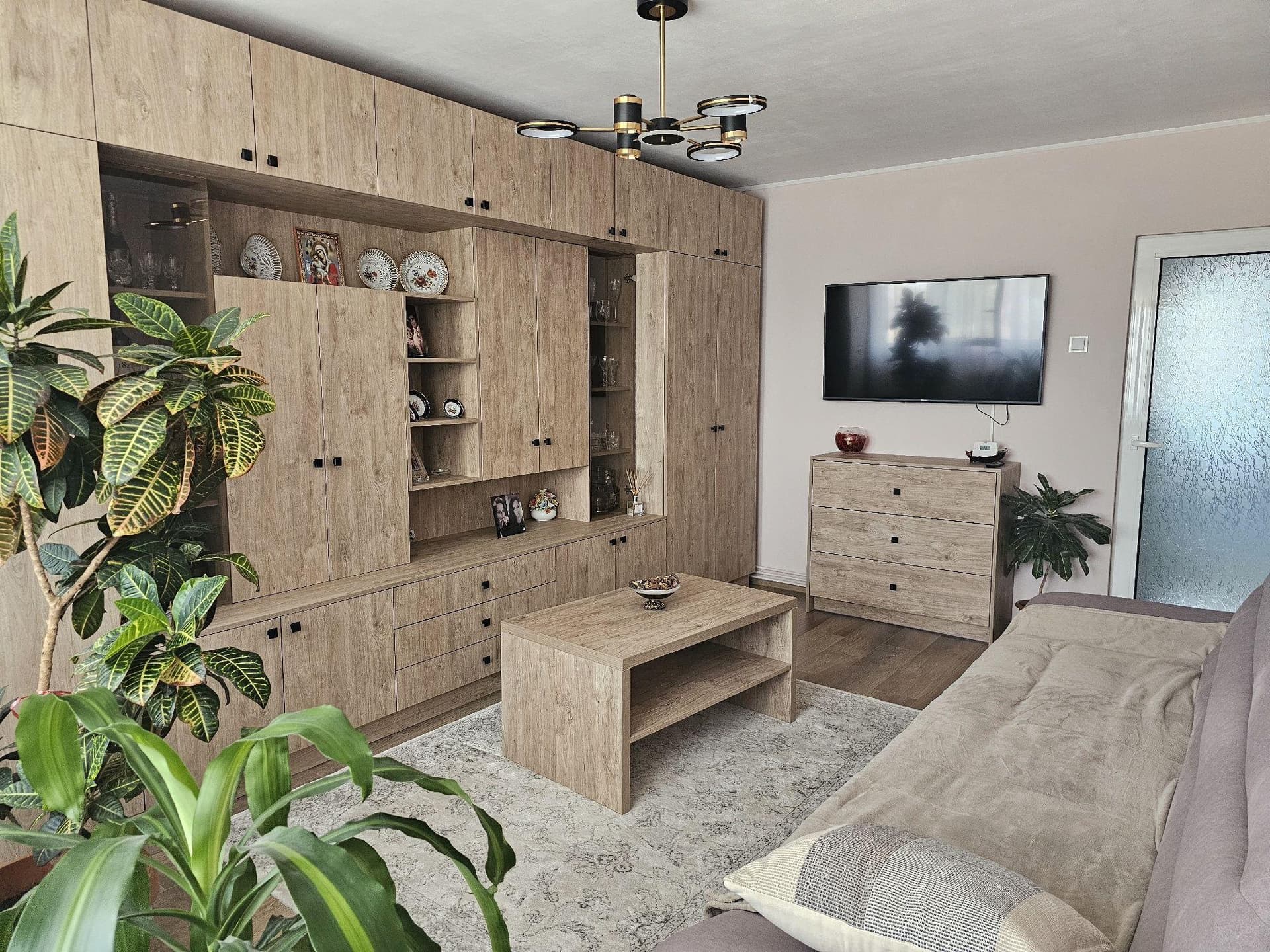 Apartament de vanzare - imagine 1