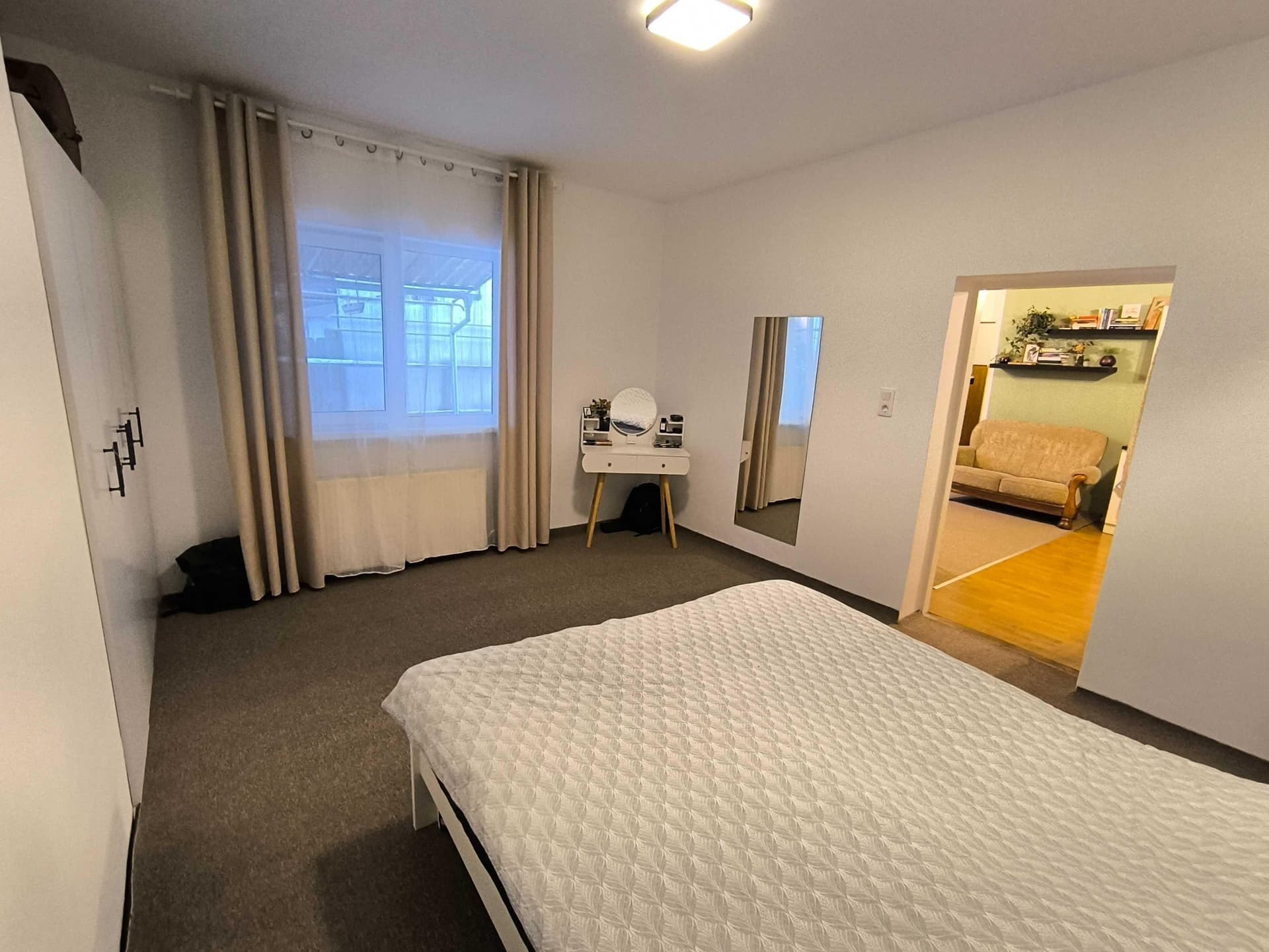 Casă cu teren generos de 770 mp în Iris –ideală pt. familie/investiție