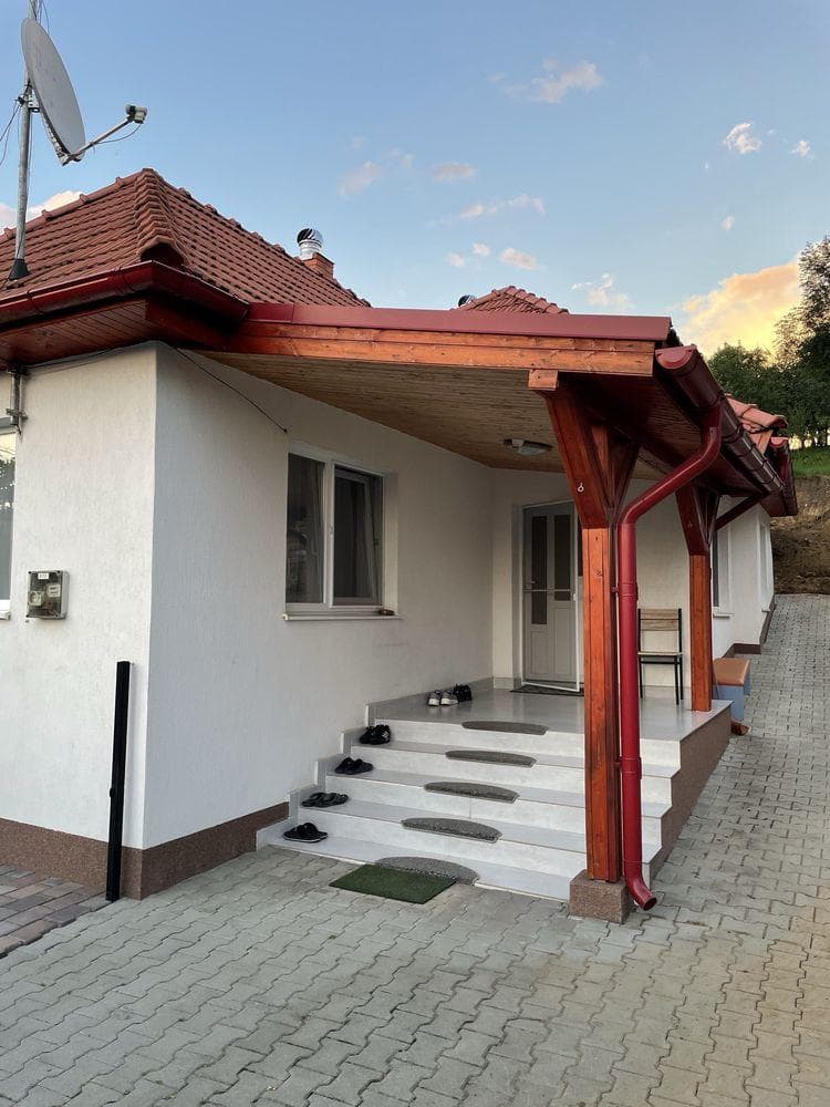 PF Proprietar Casa de vanza , in sat valcele , cluj .1000 mp teren