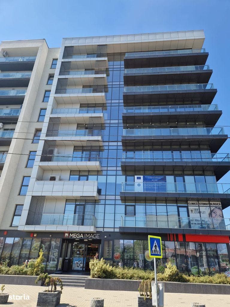 Vand spatiu birou 280 mp