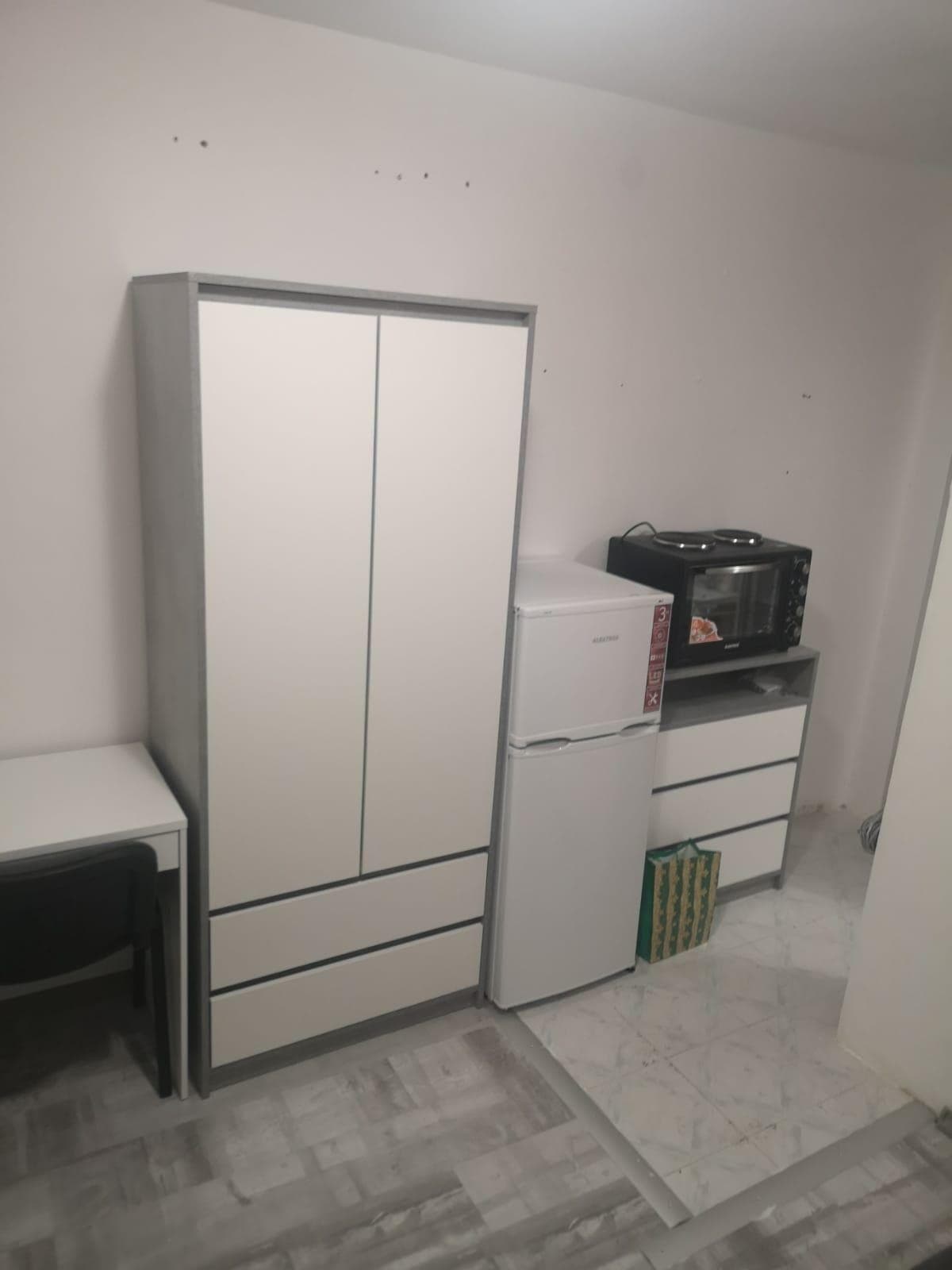 Inchiriez Garsoniera conf 3