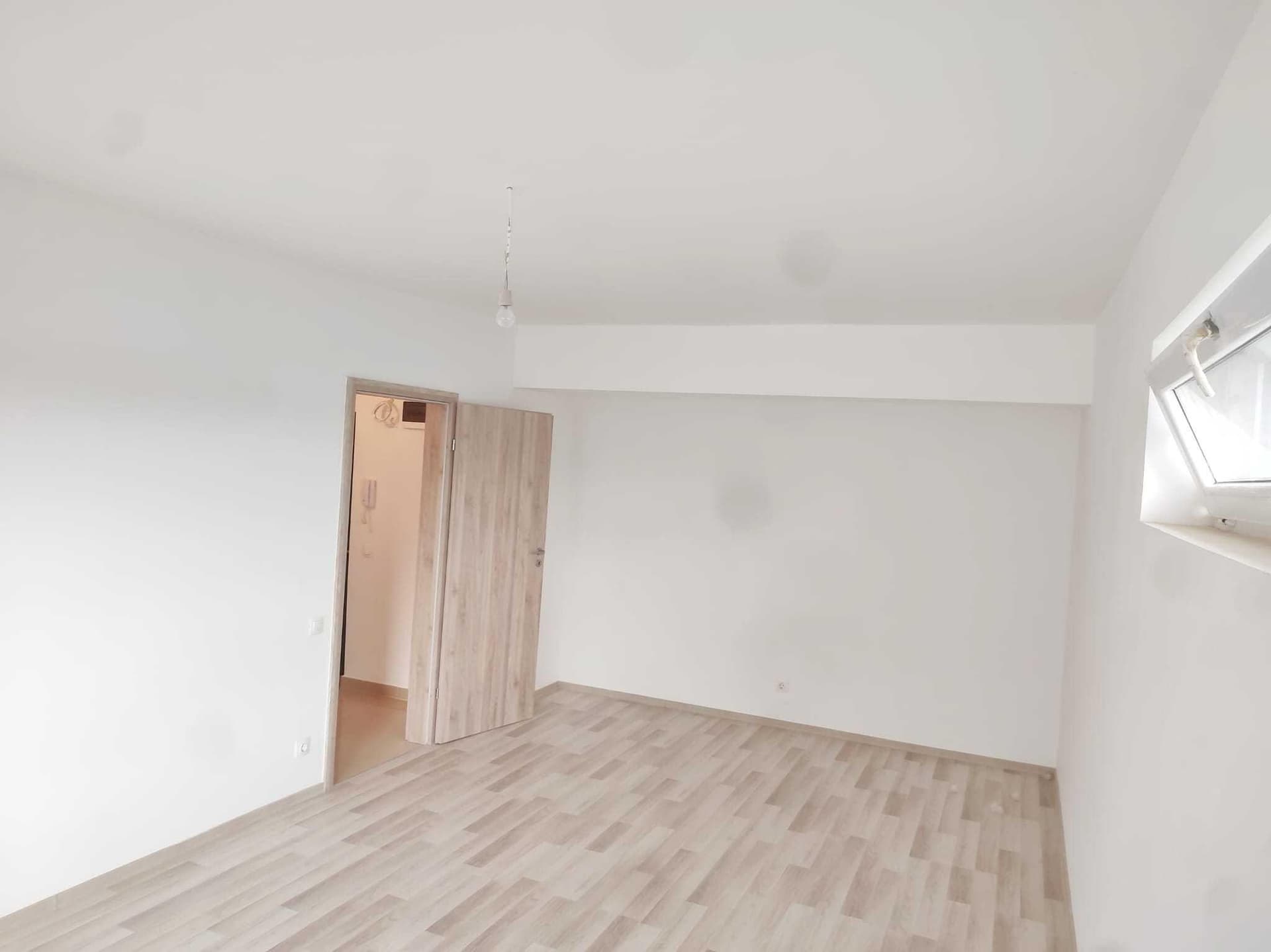 Apartament 2 camere | Total decomandat | Parter | Zona Progresul - imagine 1