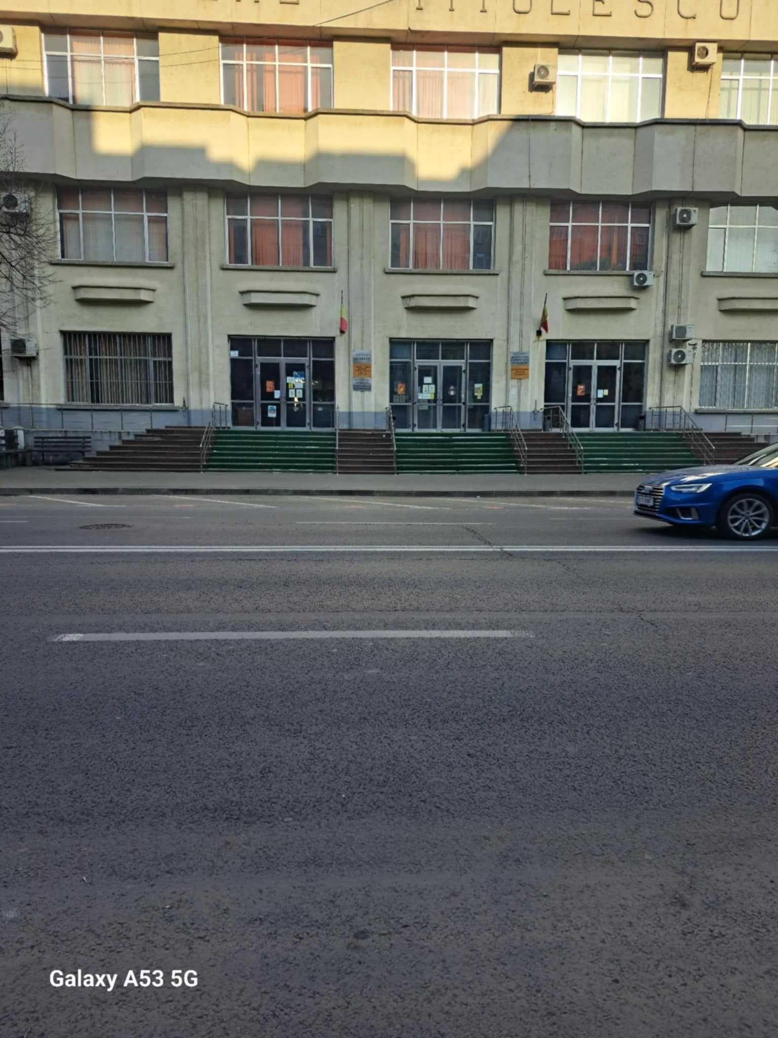 Apartament 2 camere decomandat – Calea Văcărești 182