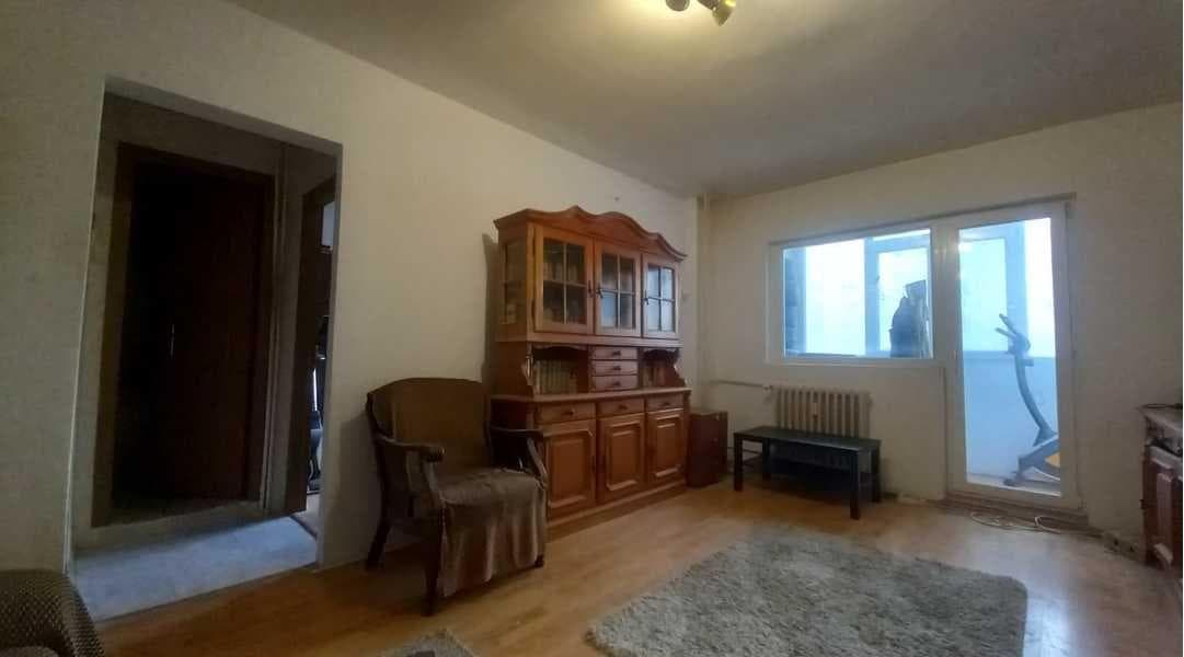 Apartament 4 camere, etaj 2/10, Șos.Olteniței, langa metrou, bloc reab