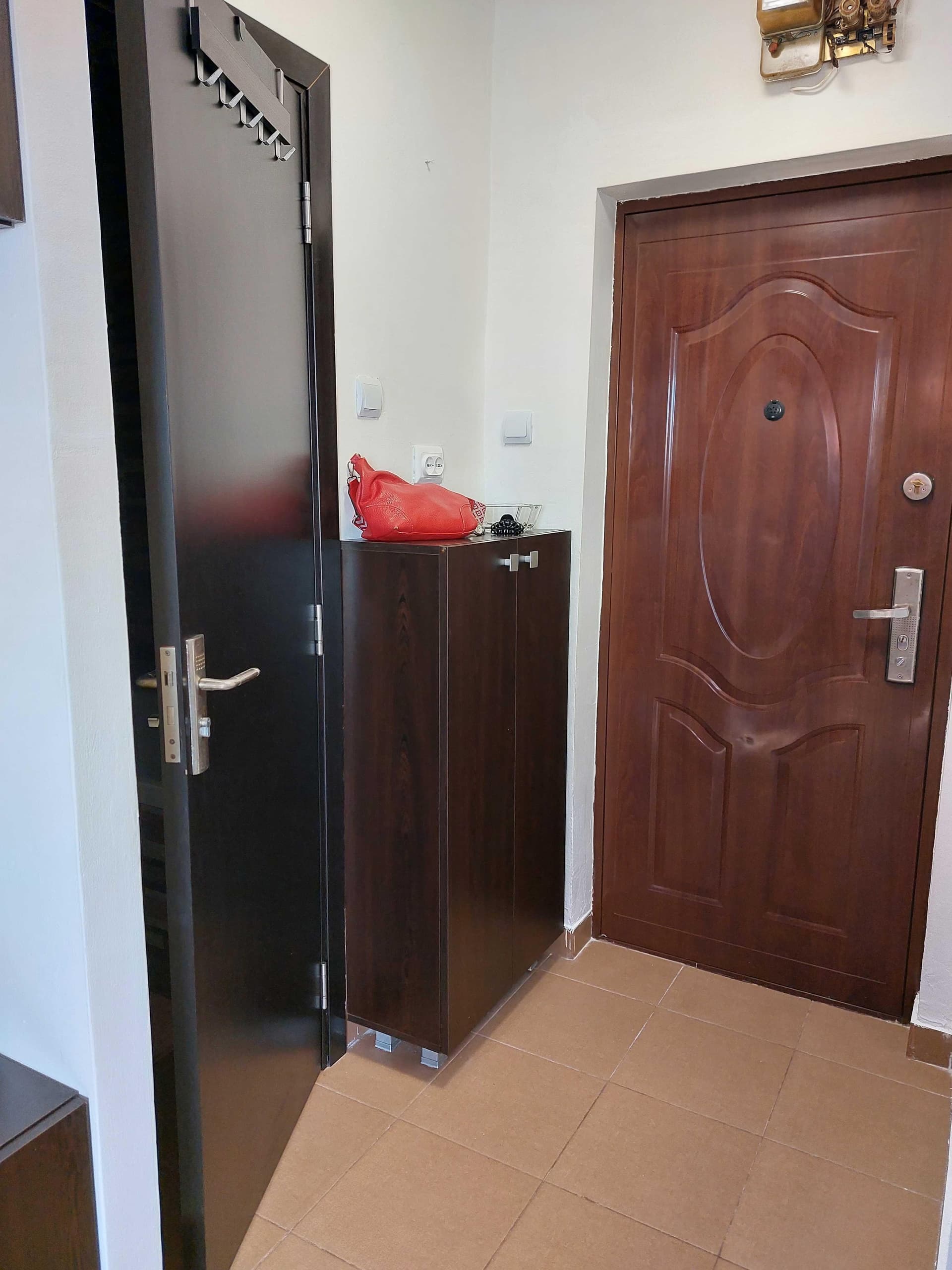 Garsoniera de inchiriat zona Brancoveanu-spital Marie Curie