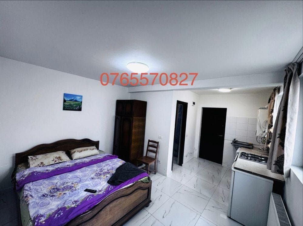 Vand Garsoniera in bloc nou 2020