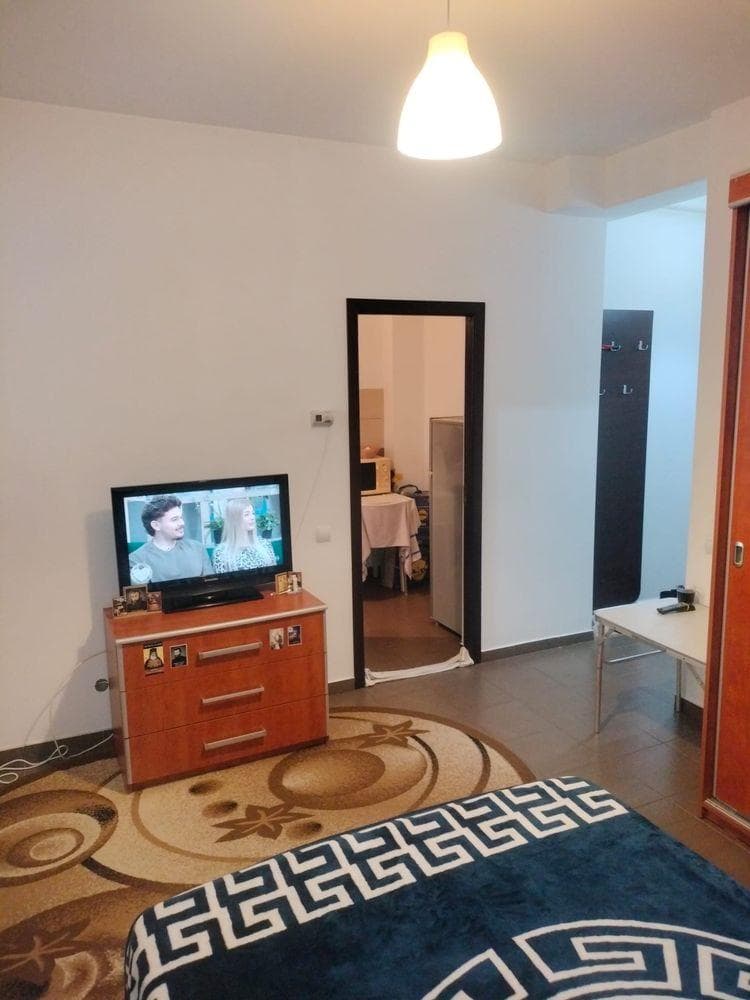 Proprietar vand garsoniera - imagine 1