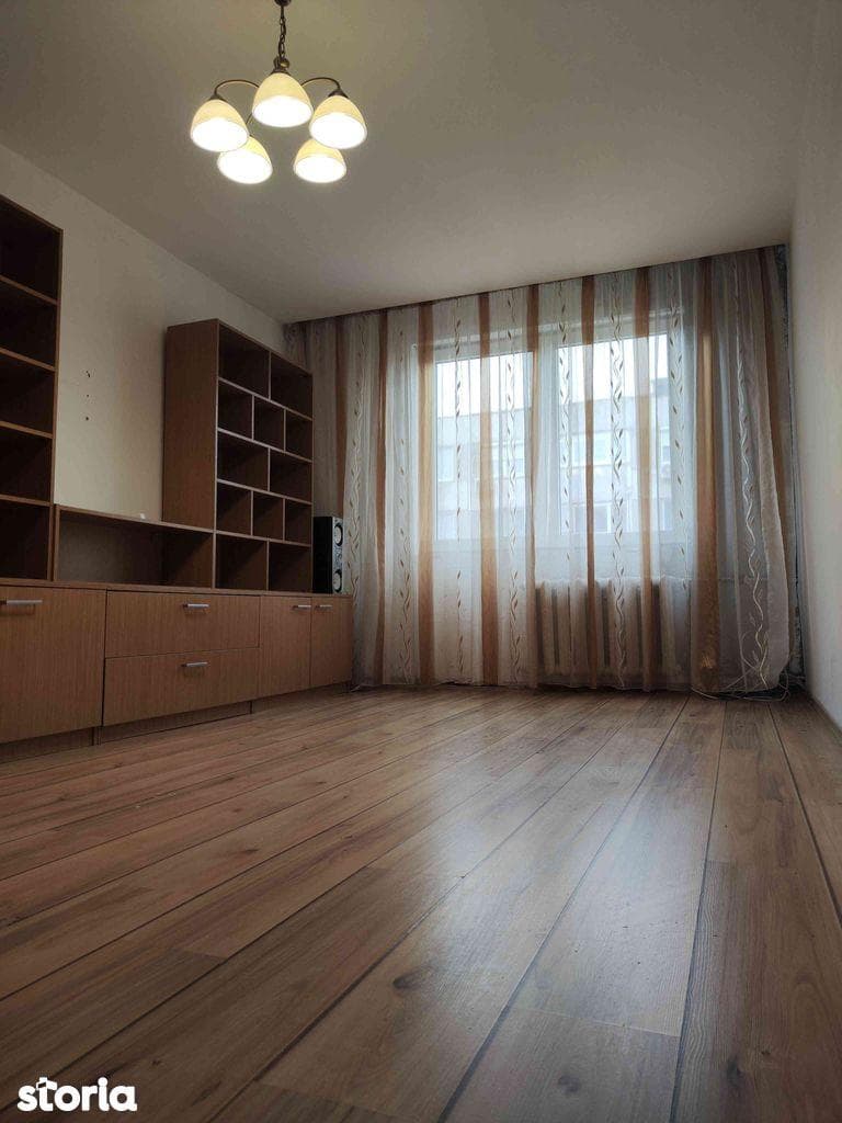 De vânzare apartament 2 camere - imagine 1