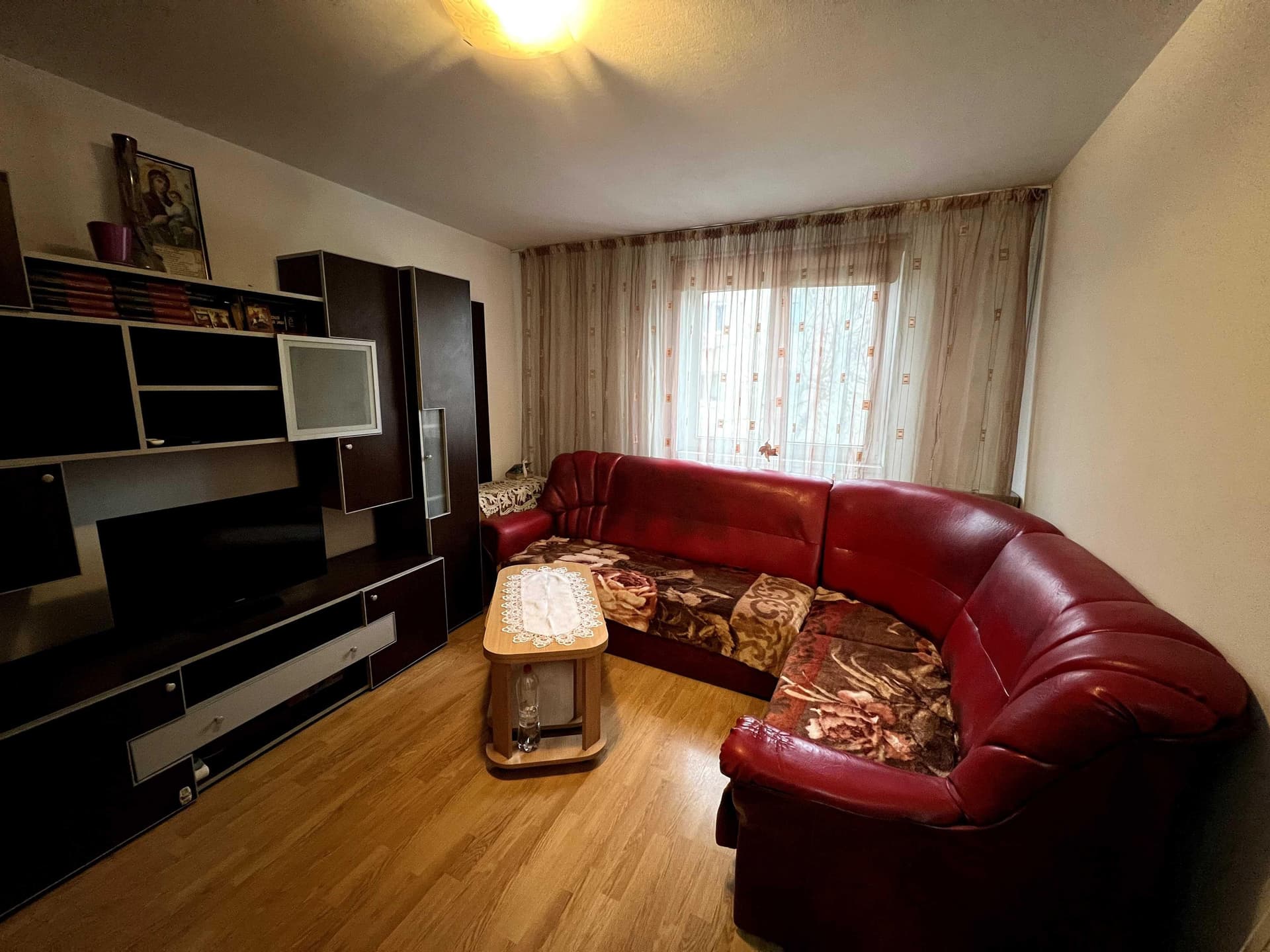Vand apartament 2 camere