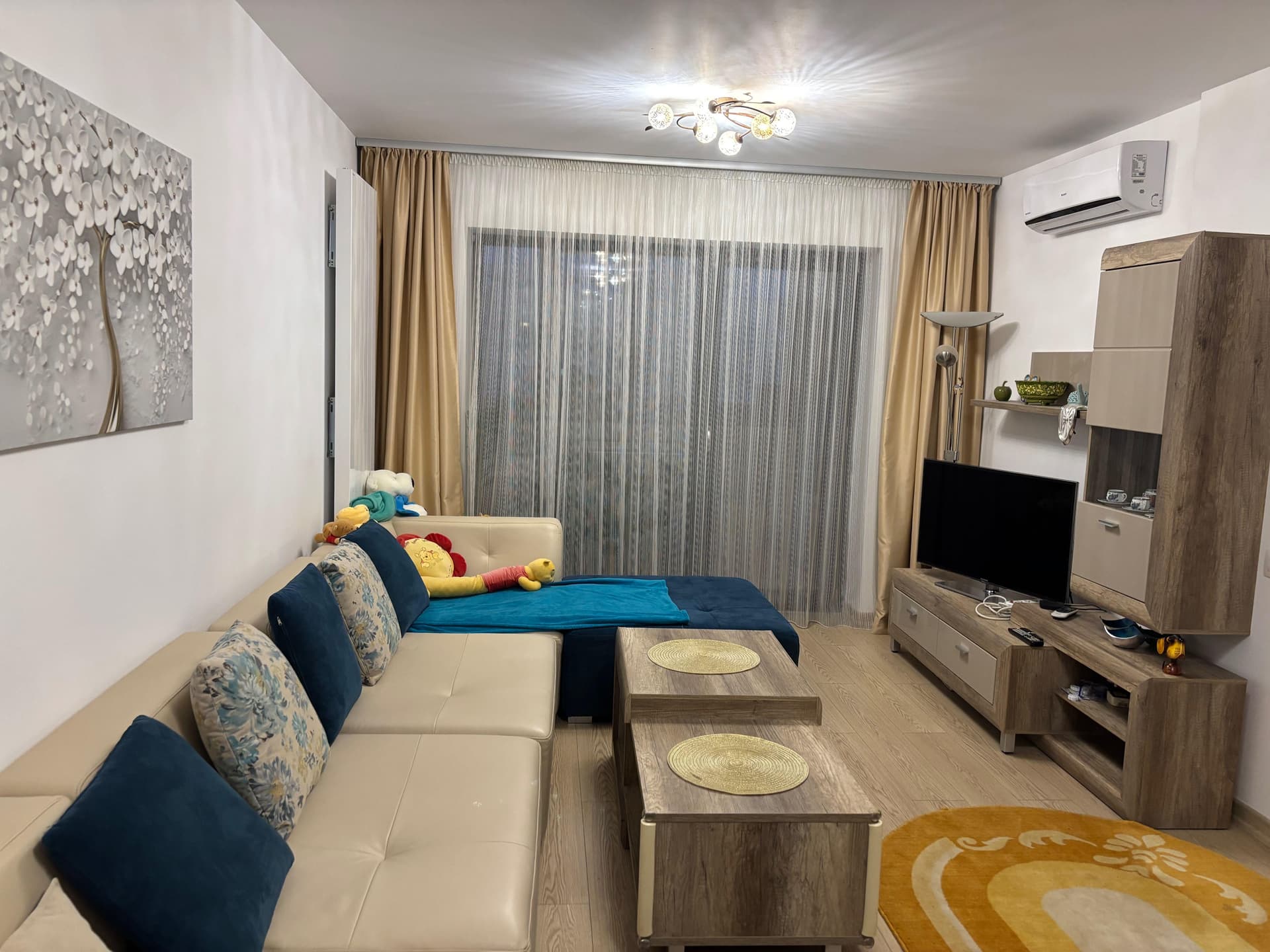 Vand apartament 2 camere Metrocity Academiei