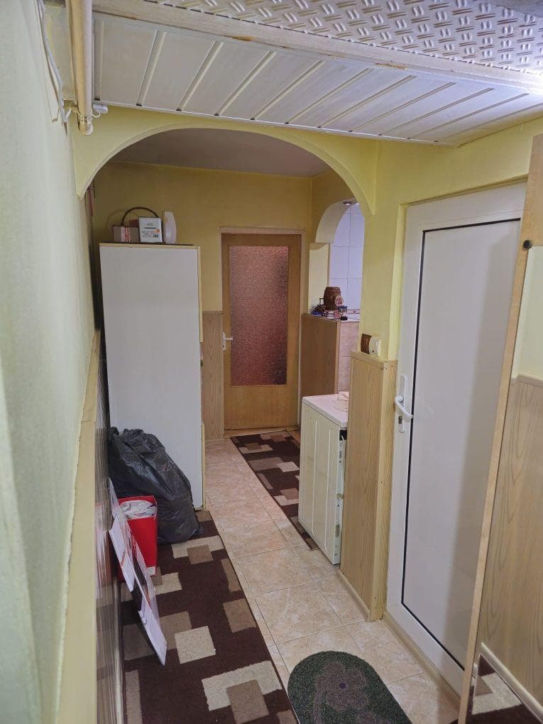 Investiție! 3 camere, etaj 1, centrală proprie, preț bun