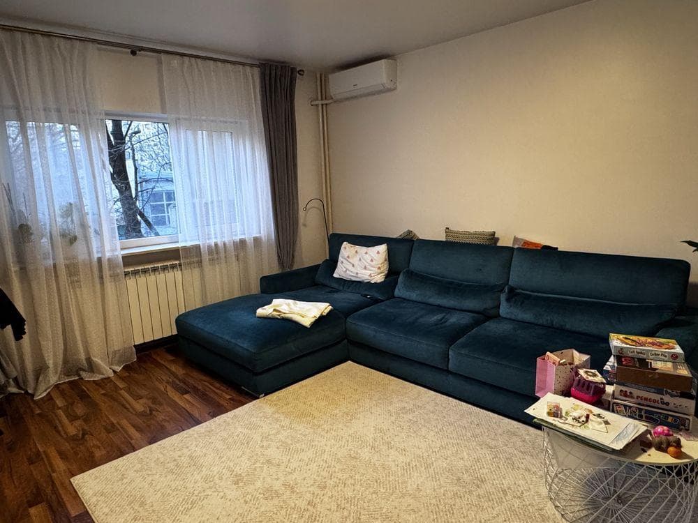 Apartament 3 camere-13 septembrie -1989