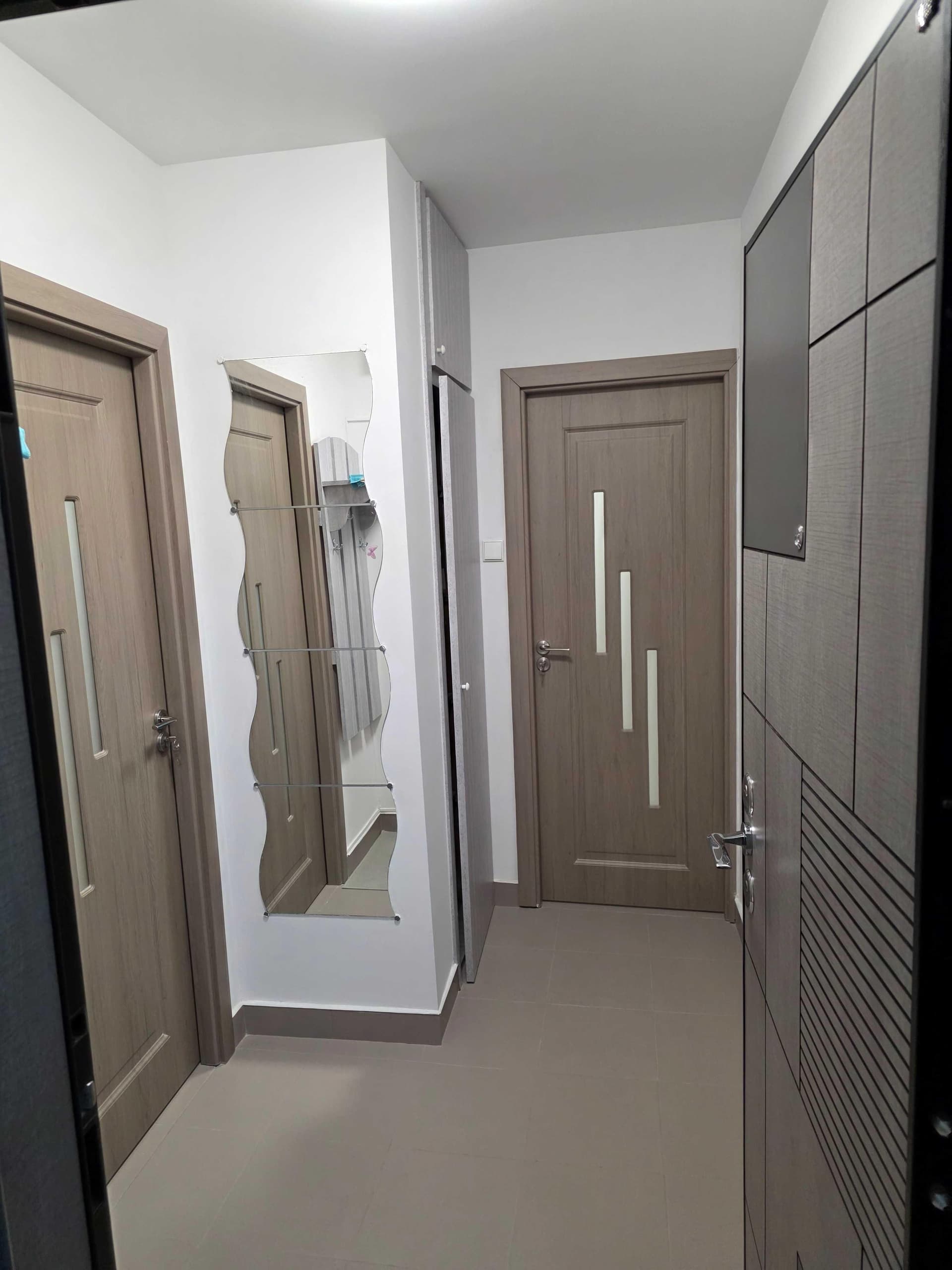 Inchirierez garsoniera in zona 13 Septembrie Prosper, 42mp, bloc mixt