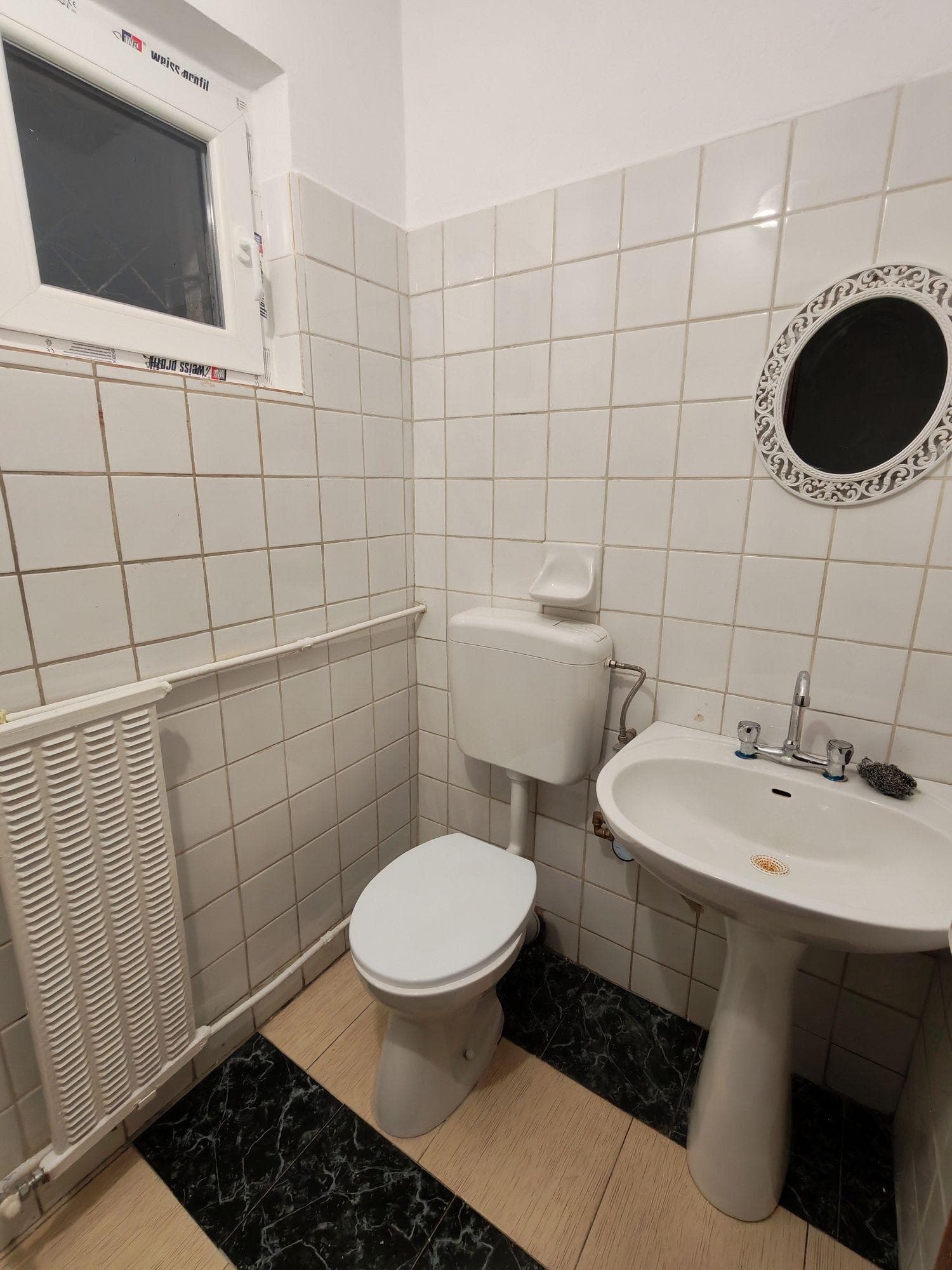 Apartament de inchiriat zona 13 septembrie-Marriot